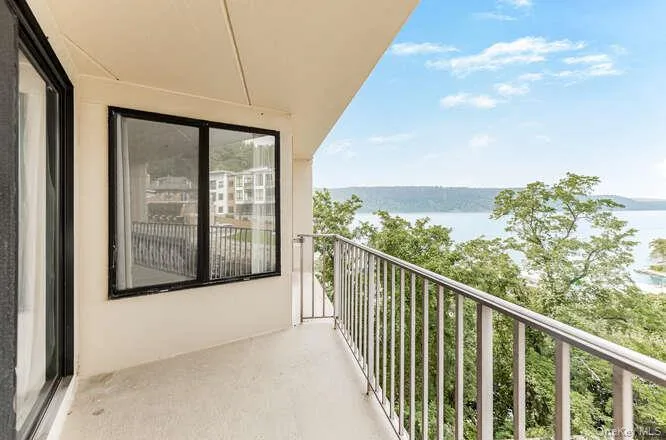 1155 Warburton Avenue, Yonkers, NY, 1 Bedroom Bedrooms, 3 Rooms Rooms,1 BathroomBathrooms,Residential Lease,For Rent,Warburton,0,979844 1155 Warburton Avenue, Yonkers, NY, 1 Bedroom Bedrooms, 3 Rooms Rooms,1 BathroomBathrooms,Residential Lease,For Rent,Warburton,0,979844