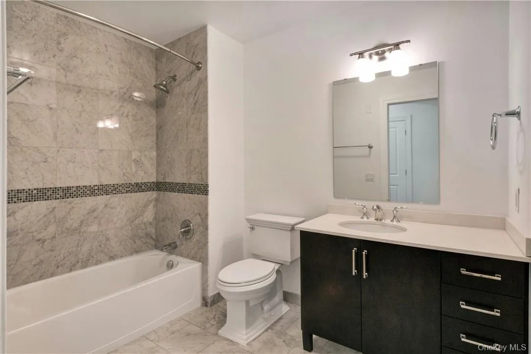 Hall Bath Hall Bath