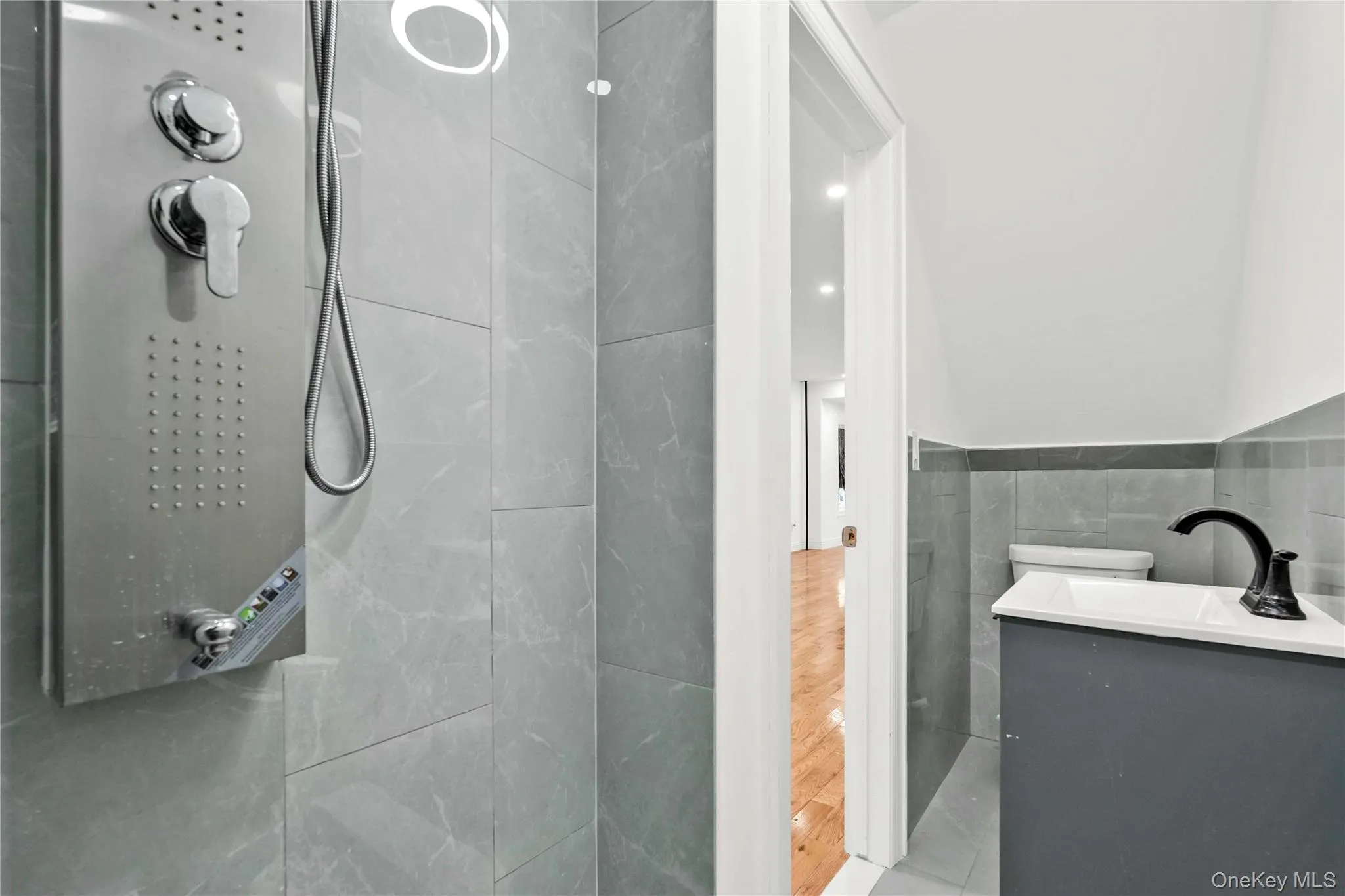 9558 113th Street, New York, NY, 4 Bedrooms Bedrooms, 8 Rooms Rooms,3 BathroomsBathrooms,Residential Sale,For Rent,113th,0,979870 9558 113th Street, New York, NY, 4 Bedrooms Bedrooms, 8 Rooms Rooms,3 BathroomsBathrooms,Residential Sale,For Rent,113th,0,979870