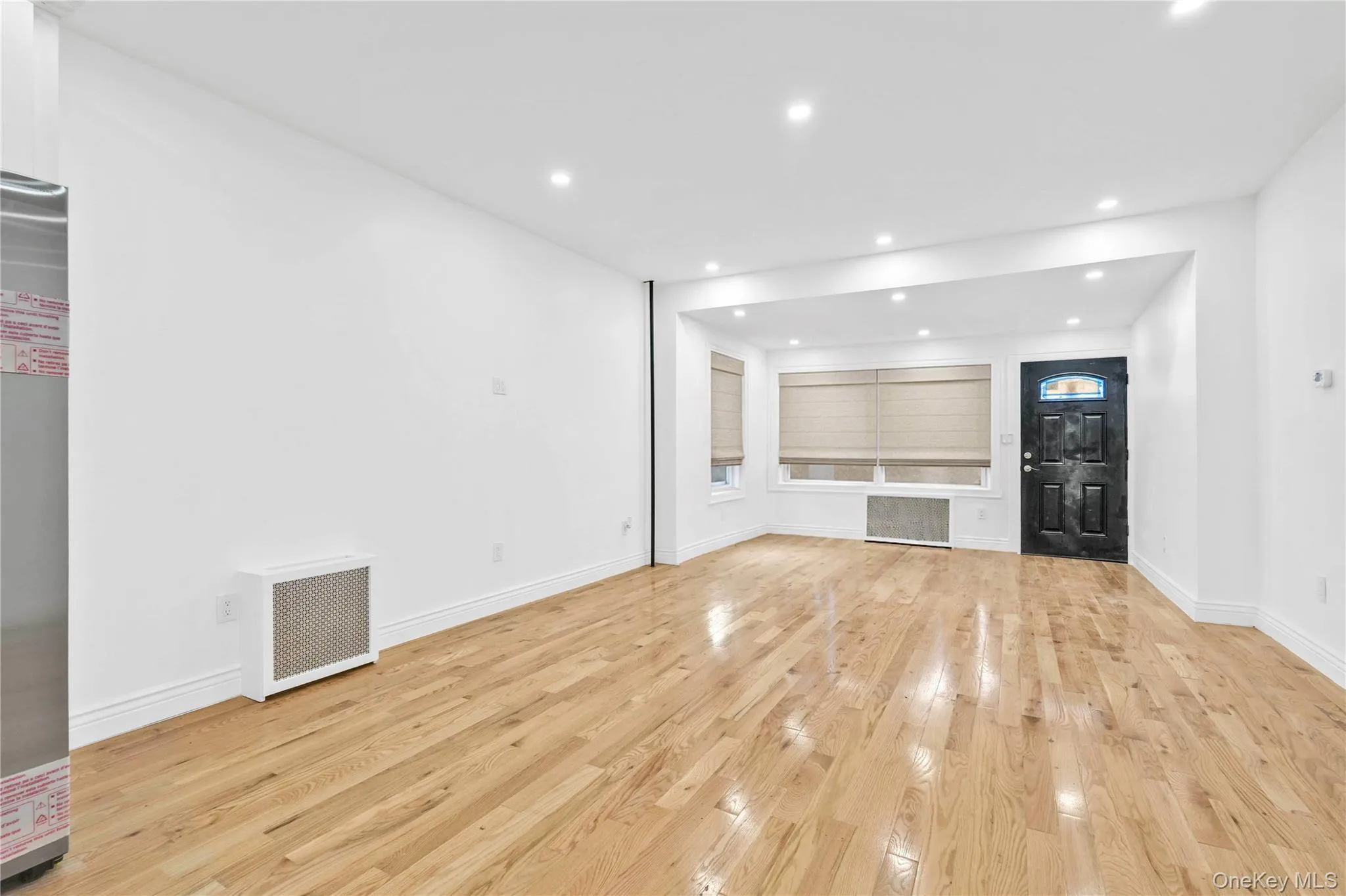 9558 113th Street, New York, NY, 4 Bedrooms Bedrooms, 8 Rooms Rooms,3 BathroomsBathrooms,Residential Sale,For Rent,113th,0,979870 9558 113th Street, New York, NY, 4 Bedrooms Bedrooms, 8 Rooms Rooms,3 BathroomsBathrooms,Residential Sale,For Rent,113th,0,979870