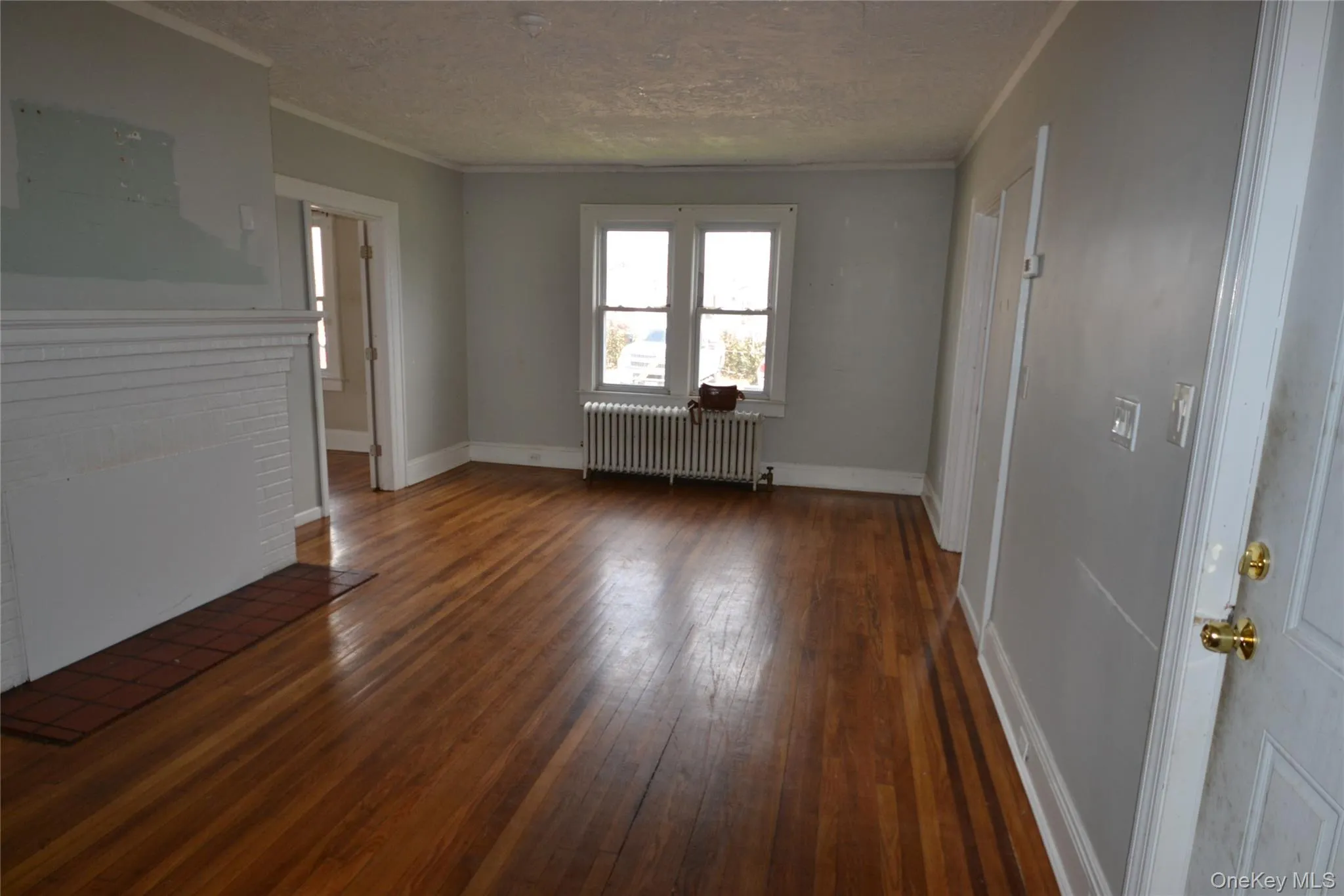 181 Forest Avenue, Hempstead, NY, 3 Bedrooms Bedrooms, 7 Rooms Rooms,2 BathroomsBathrooms,Residential Lease,For Rent,Forest,0,979874 181 Forest Avenue, Hempstead, NY, 3 Bedrooms Bedrooms, 7 Rooms Rooms,2 BathroomsBathrooms,Residential Lease,For Rent,Forest,0,979874