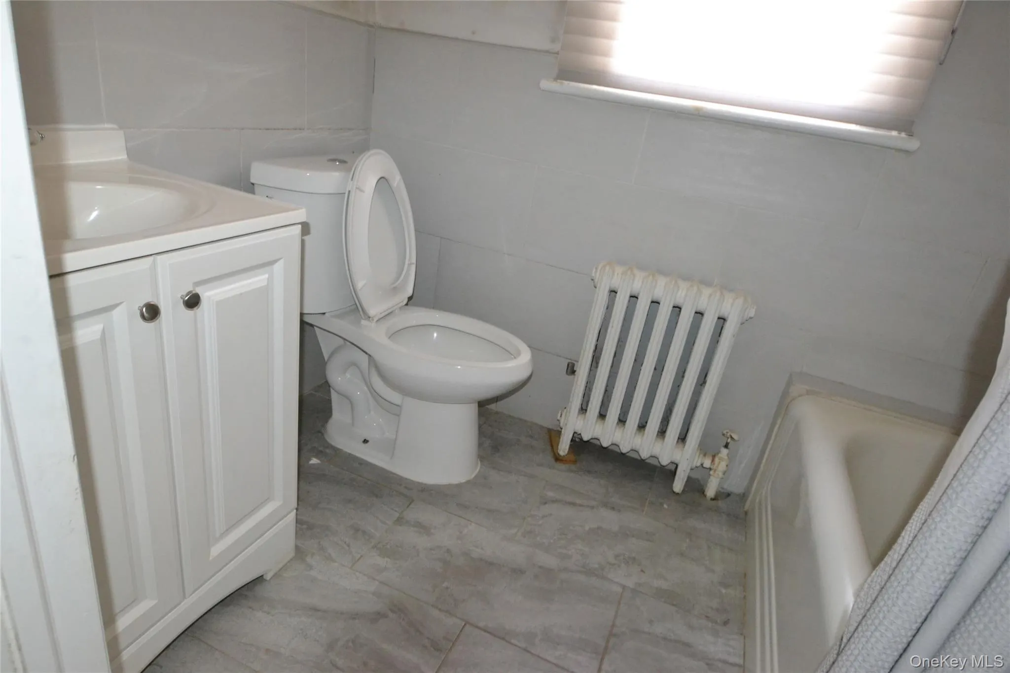 181 Forest Avenue, Hempstead, NY, 3 Bedrooms Bedrooms, 7 Rooms Rooms,2 BathroomsBathrooms,Residential Lease,For Rent,Forest,0,979874 181 Forest Avenue, Hempstead, NY, 3 Bedrooms Bedrooms, 7 Rooms Rooms,2 BathroomsBathrooms,Residential Lease,For Rent,Forest,0,979874
