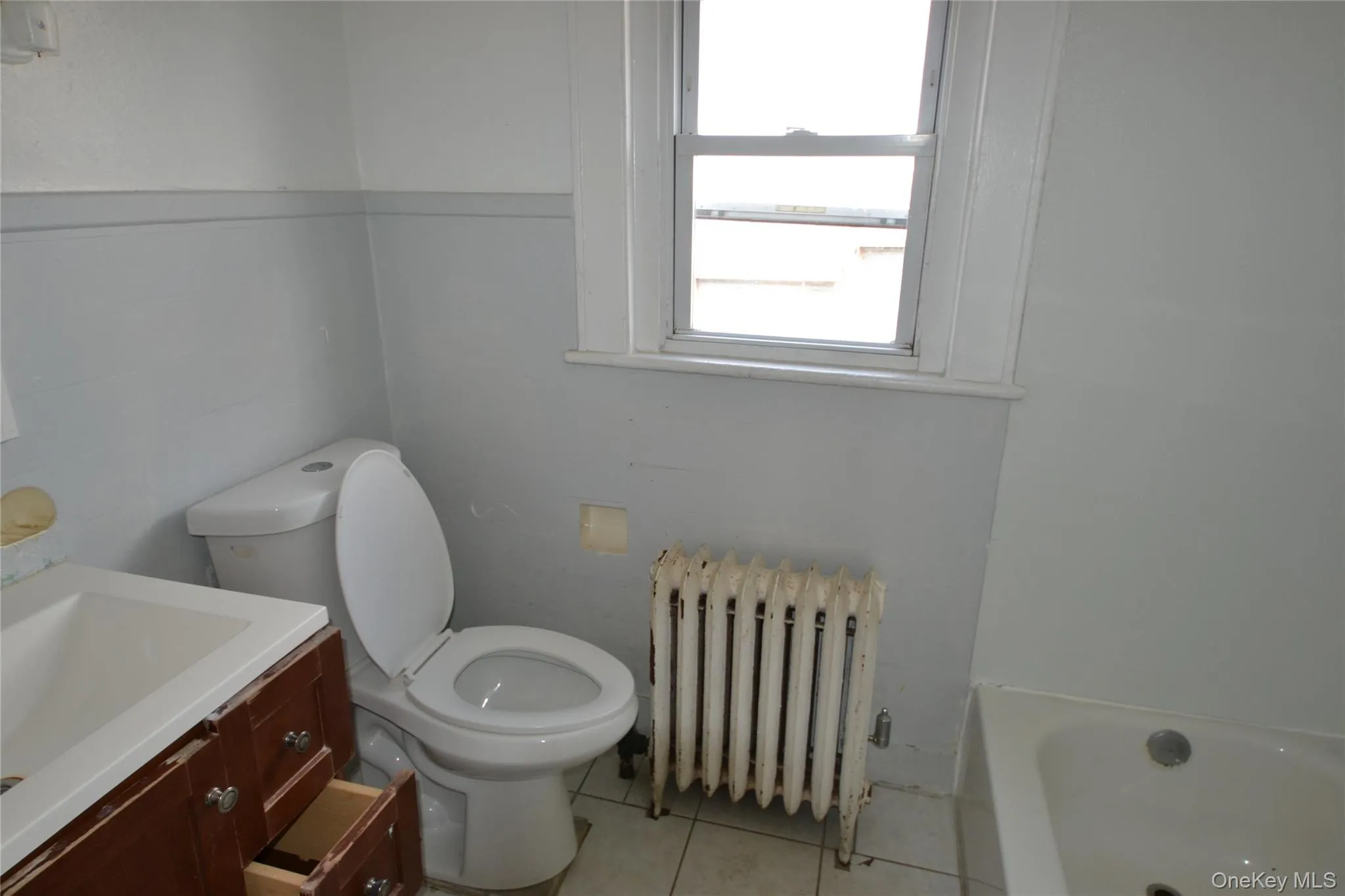 181 Forest Avenue, Hempstead, NY, 3 Bedrooms Bedrooms, 7 Rooms Rooms,2 BathroomsBathrooms,Residential Lease,For Rent,Forest,0,979874 181 Forest Avenue, Hempstead, NY, 3 Bedrooms Bedrooms, 7 Rooms Rooms,2 BathroomsBathrooms,Residential Lease,For Rent,Forest,0,979874