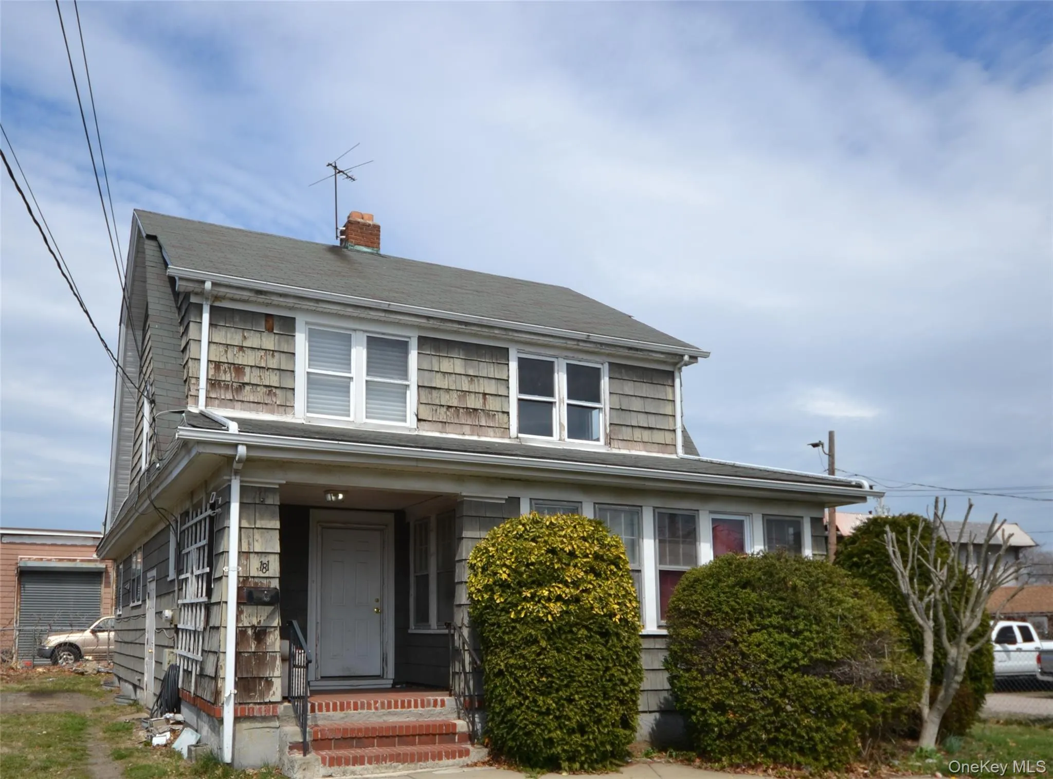 181 Forest Avenue, Hempstead, NY, 3 Bedrooms Bedrooms, 7 Rooms Rooms,2 BathroomsBathrooms,Residential Lease,For Rent,Forest,0,979874 181 Forest Avenue, Hempstead, NY, 3 Bedrooms Bedrooms, 7 Rooms Rooms,2 BathroomsBathrooms,Residential Lease,For Rent,Forest,0,979874
