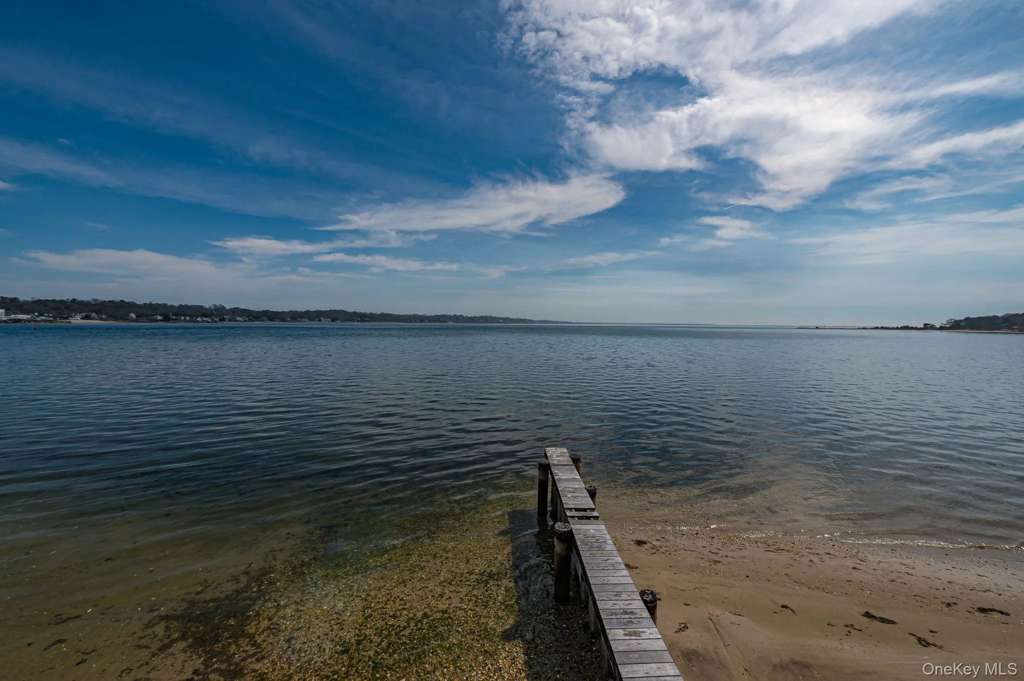 49 Canoe Place Road, Southampton, NY, 1 Bedroom Bedrooms, 4 Rooms Rooms,1 BathroomBathrooms,Residential Lease,For Rent,Canoe Place,0,979877 49 Canoe Place Road, Southampton, NY, 1 Bedroom Bedrooms, 4 Rooms Rooms,1 BathroomBathrooms,Residential Lease,For Rent,Canoe Place,0,979877