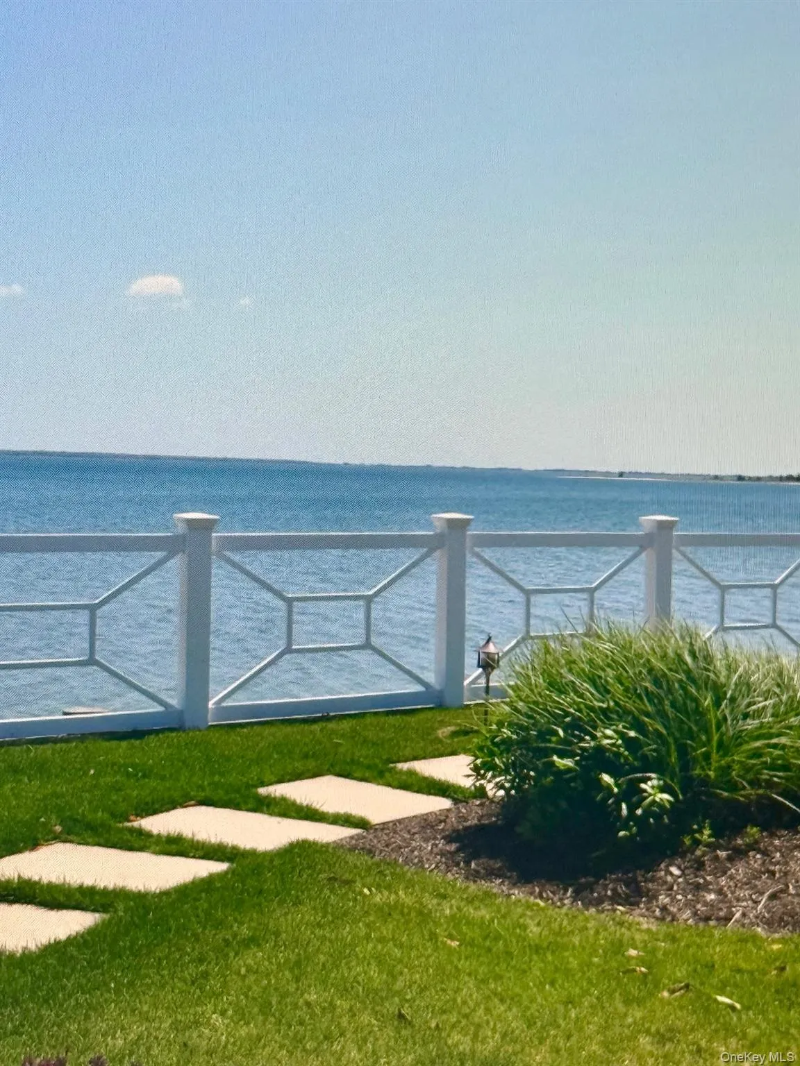 49 Canoe Place Road, Southampton, NY, 1 Bedroom Bedrooms, 4 Rooms Rooms,1 BathroomBathrooms,Residential Lease,For Rent,Canoe Place,0,979877 49 Canoe Place Road, Southampton, NY, 1 Bedroom Bedrooms, 4 Rooms Rooms,1 BathroomBathrooms,Residential Lease,For Rent,Canoe Place,0,979877