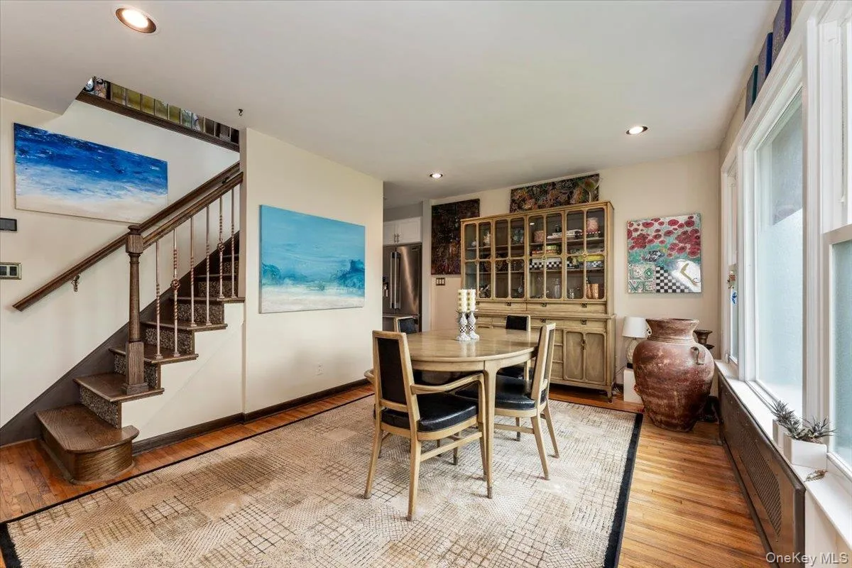 33 Lakeland Street, Islip, NY, 3 Bedrooms Bedrooms, 7 Rooms Rooms,1 BathroomBathrooms,Residential Sale,For Rent,Lakeland,0,979878 33 Lakeland Street, Islip, NY, 3 Bedrooms Bedrooms, 7 Rooms Rooms,1 BathroomBathrooms,Residential Sale,For Rent,Lakeland,0,979878