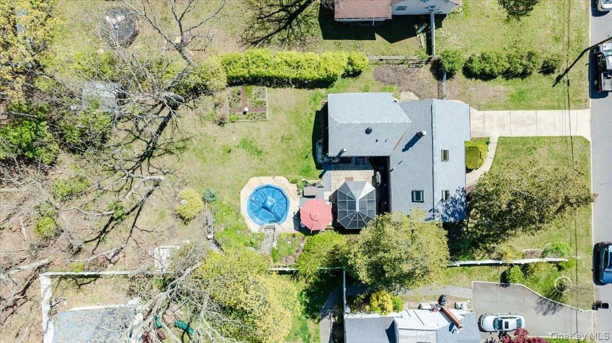 33 Lakeland Street, Islip, NY, 3 Bedrooms Bedrooms, 7 Rooms Rooms,1 BathroomBathrooms,Residential Sale,For Rent,Lakeland,0,979878 33 Lakeland Street, Islip, NY, 3 Bedrooms Bedrooms, 7 Rooms Rooms,1 BathroomBathrooms,Residential Sale,For Rent,Lakeland,0,979878