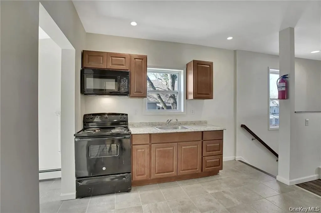 304 TOWER Avenue, Montgomery, NY, 2 Bedrooms Bedrooms, 5 Rooms Rooms,1 BathroomBathrooms,Residential Lease,For Rent,TOWER,0,979879 304 TOWER Avenue, Montgomery, NY, 2 Bedrooms Bedrooms, 5 Rooms Rooms,1 BathroomBathrooms,Residential Lease,For Rent,TOWER,0,979879