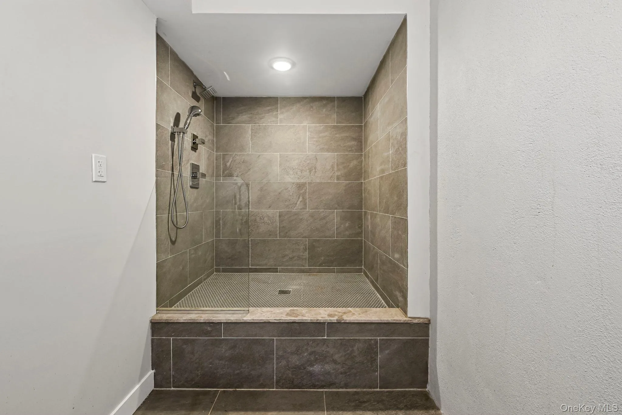 407 Wilmot Road, New Rochelle, NY, 5 Bedrooms Bedrooms, 10 Rooms Rooms,4 BathroomsBathrooms,Residential,For Rent,Wilmot,0,979881 407 Wilmot Road, New Rochelle, NY, 5 Bedrooms Bedrooms, 10 Rooms Rooms,4 BathroomsBathrooms,Residential,For Rent,Wilmot,0,979881