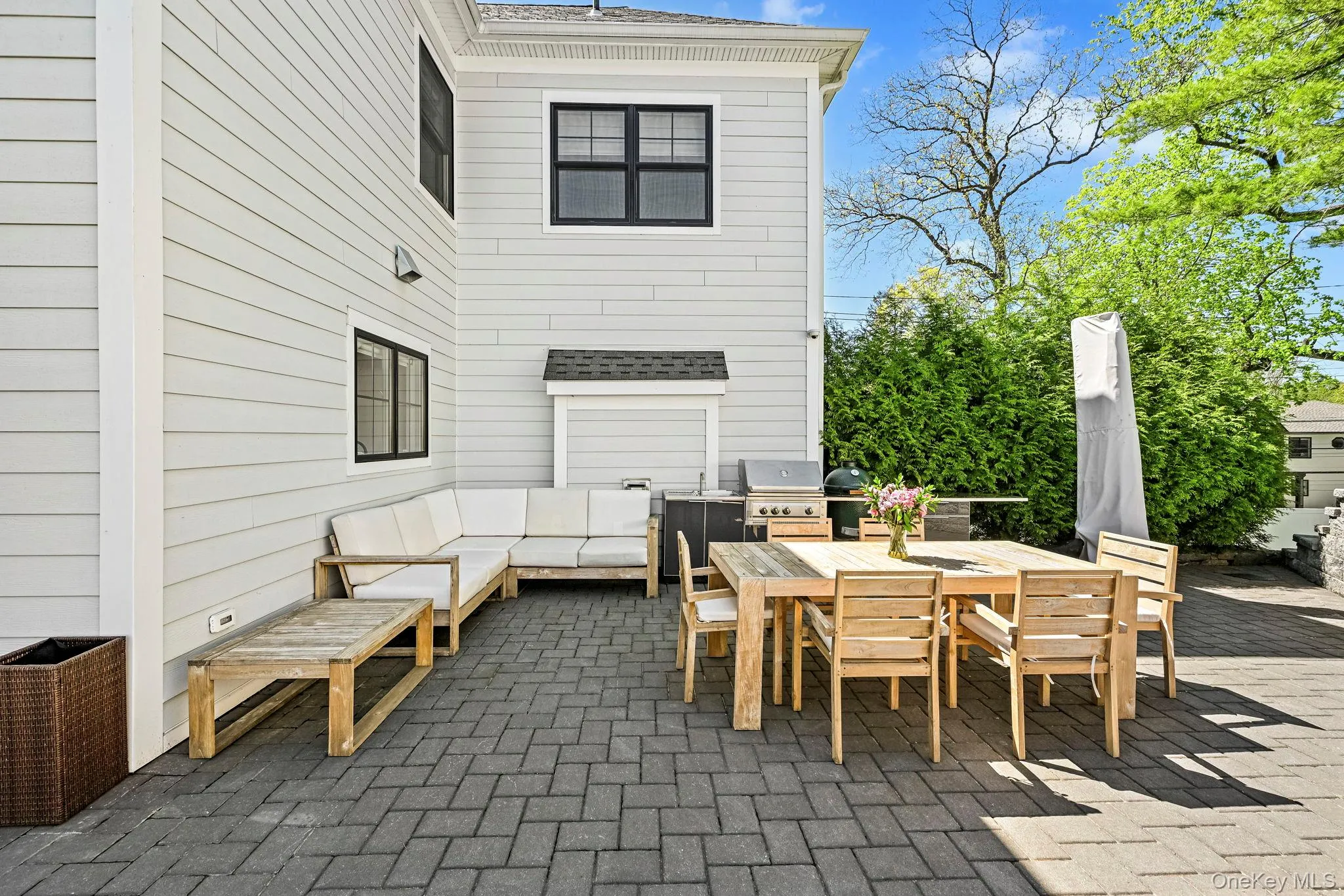 407 Wilmot Road, New Rochelle, NY, 5 Bedrooms Bedrooms, 10 Rooms Rooms,4 BathroomsBathrooms,Residential,For Rent,Wilmot,0,979881 407 Wilmot Road, New Rochelle, NY, 5 Bedrooms Bedrooms, 10 Rooms Rooms,4 BathroomsBathrooms,Residential,For Rent,Wilmot,0,979881