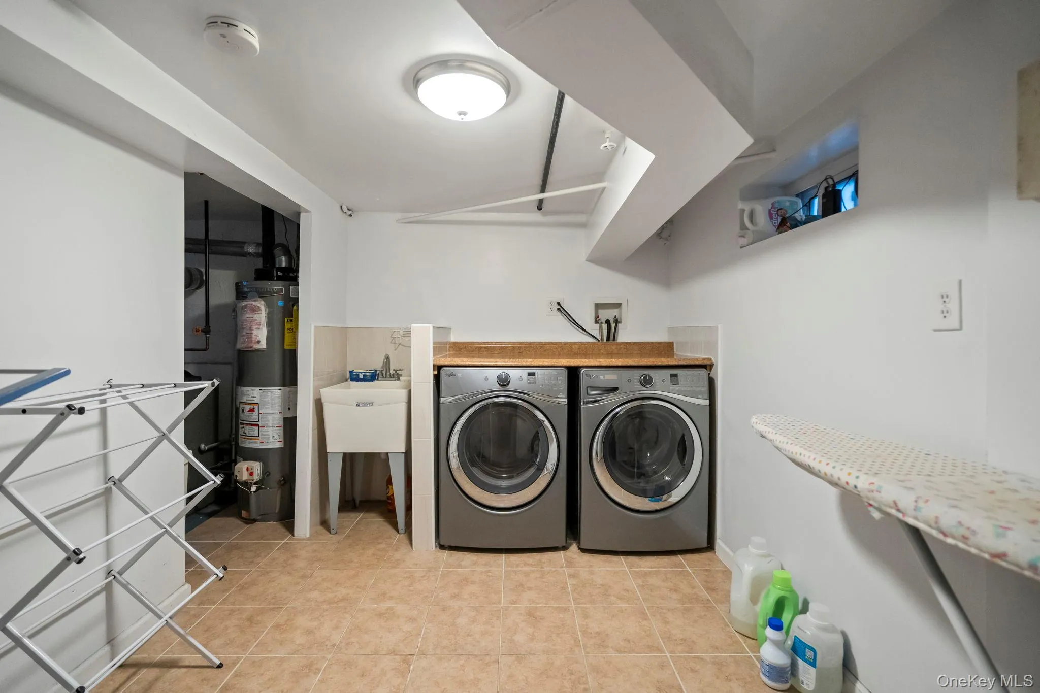 14-28 156th Street, New York, NY, 3 Bedrooms Bedrooms, 8 Rooms Rooms,2 BathroomsBathrooms,Residential Lease,For Rent,156th,0,979903 14-28 156th Street, New York, NY, 3 Bedrooms Bedrooms, 8 Rooms Rooms,2 BathroomsBathrooms,Residential Lease,For Rent,156th,0,979903