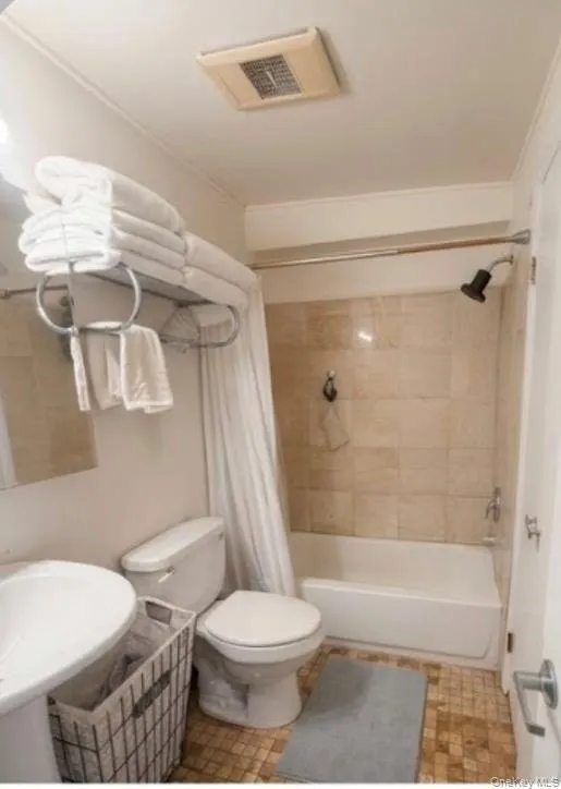116 Main Street, Orangetown, NY, 2 Bedrooms Bedrooms, 6 Rooms Rooms,1 BathroomBathrooms,Residential Lease,For Rent,Main,0,979912 116 Main Street, Orangetown, NY, 2 Bedrooms Bedrooms, 6 Rooms Rooms,1 BathroomBathrooms,Residential Lease,For Rent,Main,0,979912
