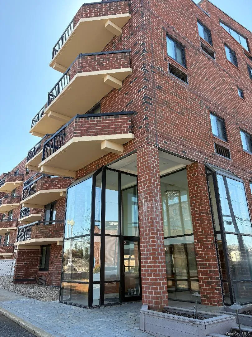 750 West Broadway, Long Beach, NY, 2 Bedrooms Bedrooms, 5 Rooms Rooms,3 BathroomsBathrooms,Residential Lease,For Rent,West Broadway,0,979933 750 West Broadway, Long Beach, NY, 2 Bedrooms Bedrooms, 5 Rooms Rooms,3 BathroomsBathrooms,Residential Lease,For Rent,West Broadway,0,979933