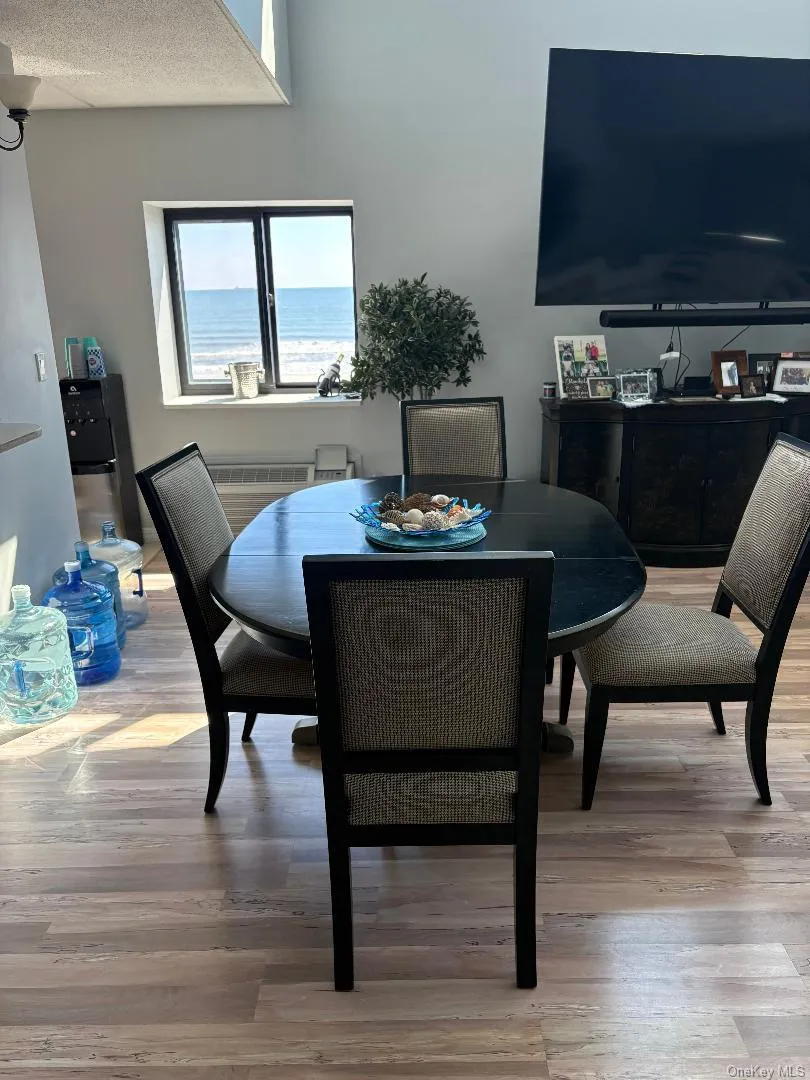 750 West Broadway, Long Beach, NY, 2 Bedrooms Bedrooms, 5 Rooms Rooms,3 BathroomsBathrooms,Residential Lease,For Rent,West Broadway,0,979933 750 West Broadway, Long Beach, NY, 2 Bedrooms Bedrooms, 5 Rooms Rooms,3 BathroomsBathrooms,Residential Lease,For Rent,West Broadway,0,979933