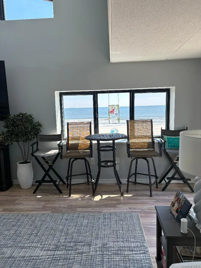 750 West Broadway, Long Beach, NY, 2 Bedrooms Bedrooms, 5 Rooms Rooms,3 BathroomsBathrooms,Residential Lease,For Rent,West Broadway,0,979933 750 West Broadway, Long Beach, NY, 2 Bedrooms Bedrooms, 5 Rooms Rooms,3 BathroomsBathrooms,Residential Lease,For Rent,West Broadway,0,979933