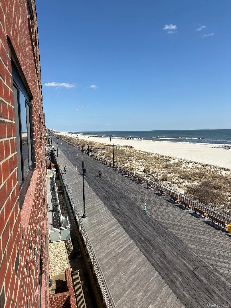 750 West Broadway, Long Beach, NY, 2 Bedrooms Bedrooms, 5 Rooms Rooms,3 BathroomsBathrooms,Residential Lease,For Rent,West Broadway,0,979933 750 West Broadway, Long Beach, NY, 2 Bedrooms Bedrooms, 5 Rooms Rooms,3 BathroomsBathrooms,Residential Lease,For Rent,West Broadway,0,979933