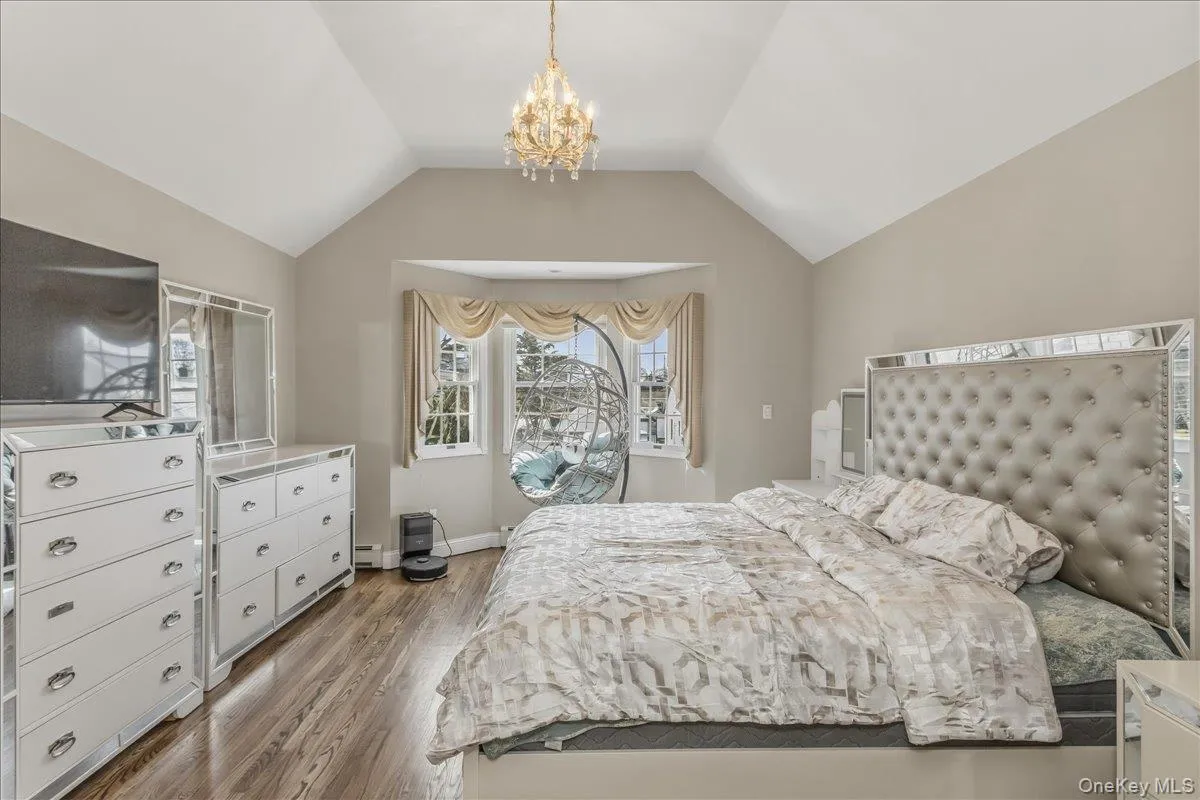 263 James Street, Hempstead, NY, 4 Bedrooms Bedrooms, 8 Rooms Rooms,2 BathroomsBathrooms,Residential,For Rent,James,0,979935 263 James Street, Hempstead, NY, 4 Bedrooms Bedrooms, 8 Rooms Rooms,2 BathroomsBathrooms,Residential,For Rent,James,0,979935