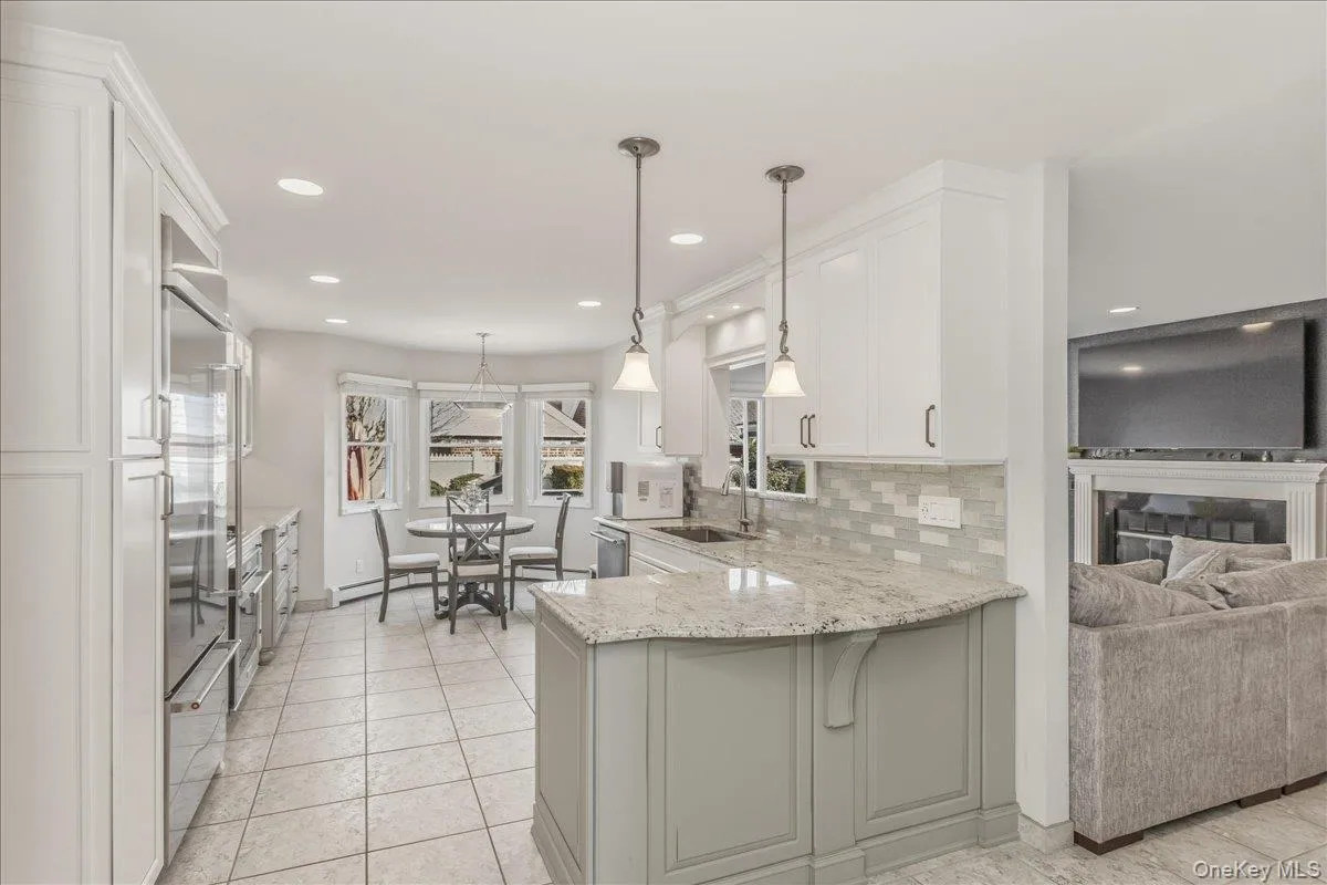 263 James Street, Hempstead, NY, 4 Bedrooms Bedrooms, 8 Rooms Rooms,2 BathroomsBathrooms,Residential,For Rent,James,0,979935 263 James Street, Hempstead, NY, 4 Bedrooms Bedrooms, 8 Rooms Rooms,2 BathroomsBathrooms,Residential,For Rent,James,0,979935