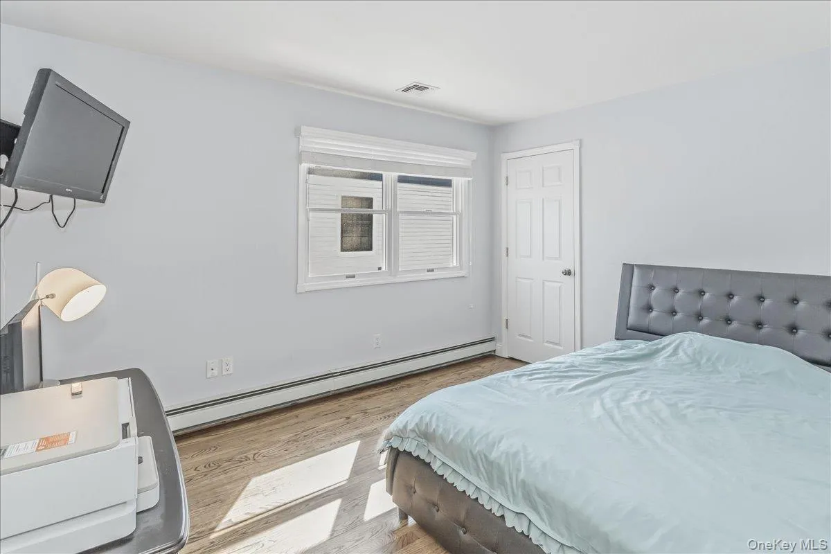 263 James Street, Hempstead, NY, 4 Bedrooms Bedrooms, 8 Rooms Rooms,2 BathroomsBathrooms,Residential,For Rent,James,0,979935 263 James Street, Hempstead, NY, 4 Bedrooms Bedrooms, 8 Rooms Rooms,2 BathroomsBathrooms,Residential,For Rent,James,0,979935