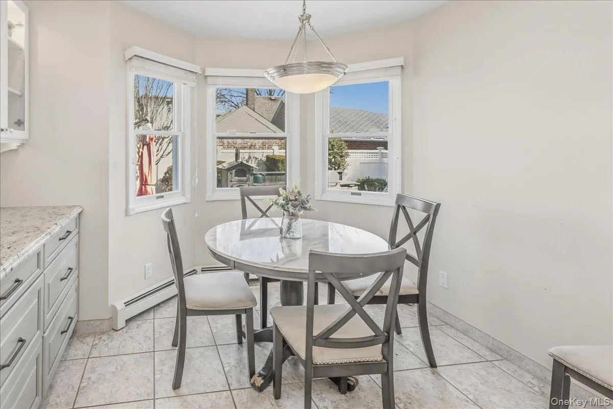 263 James Street, Hempstead, NY, 4 Bedrooms Bedrooms, 8 Rooms Rooms,2 BathroomsBathrooms,Residential,For Rent,James,0,979935 263 James Street, Hempstead, NY, 4 Bedrooms Bedrooms, 8 Rooms Rooms,2 BathroomsBathrooms,Residential,For Rent,James,0,979935