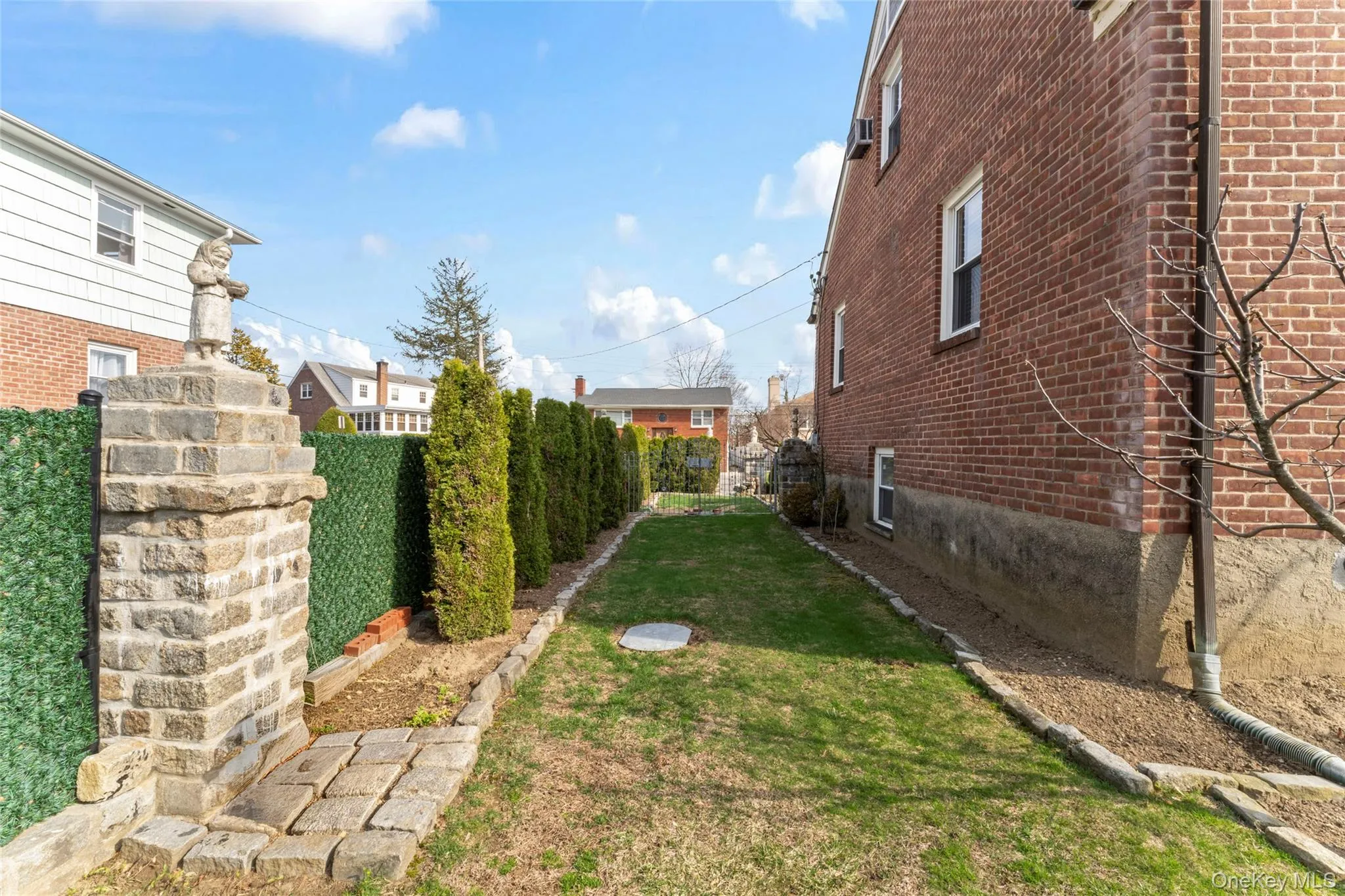 18 Butler Place, Yonkers, NY, 4 Bedrooms Bedrooms, 10 Rooms Rooms,3 BathroomsBathrooms,Residential,For Rent,Butler,0,979936 18 Butler Place, Yonkers, NY, 4 Bedrooms Bedrooms, 10 Rooms Rooms,3 BathroomsBathrooms,Residential,For Rent,Butler,0,979936