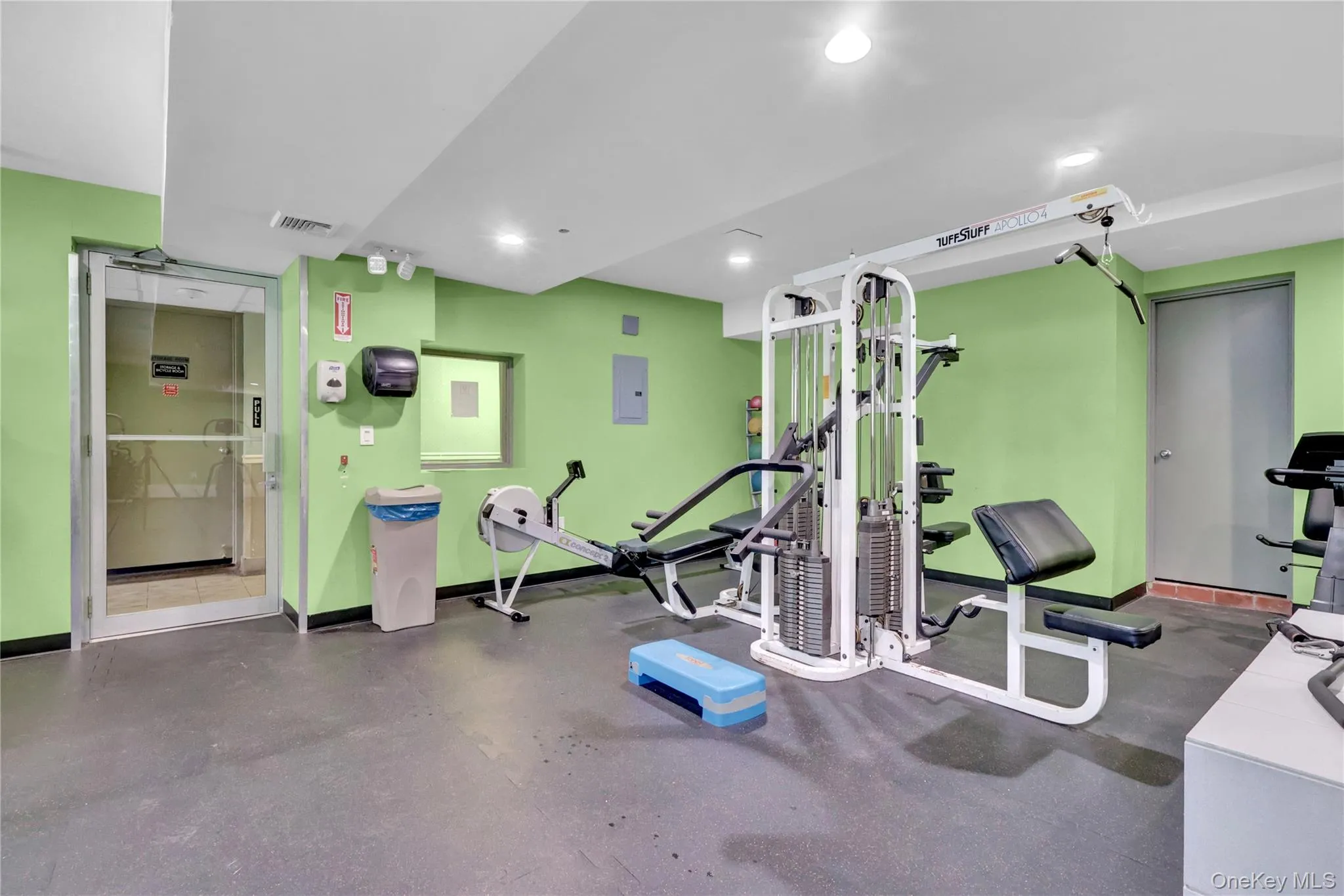 25 Broadway, Long Beach, NY, 1 Bedroom Bedrooms, 3 Rooms Rooms,1 BathroomBathrooms,Residential Lease,For Rent,Broadway,0,979944 25 Broadway, Long Beach, NY, 1 Bedroom Bedrooms, 3 Rooms Rooms,1 BathroomBathrooms,Residential Lease,For Rent,Broadway,0,979944