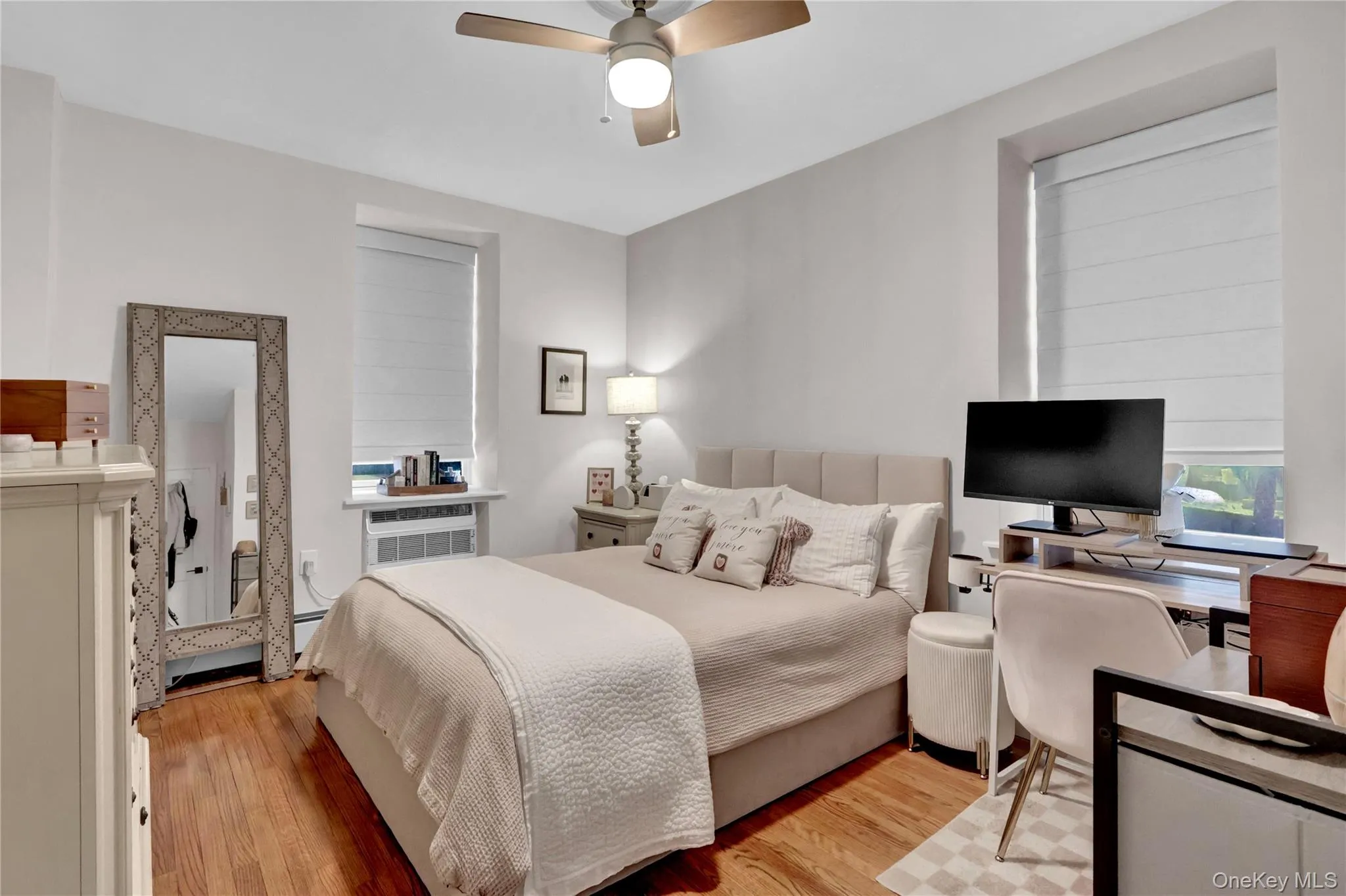 25 Broadway, Long Beach, NY, 1 Bedroom Bedrooms, 3 Rooms Rooms,1 BathroomBathrooms,Residential Lease,For Rent,Broadway,0,979944 25 Broadway, Long Beach, NY, 1 Bedroom Bedrooms, 3 Rooms Rooms,1 BathroomBathrooms,Residential Lease,For Rent,Broadway,0,979944