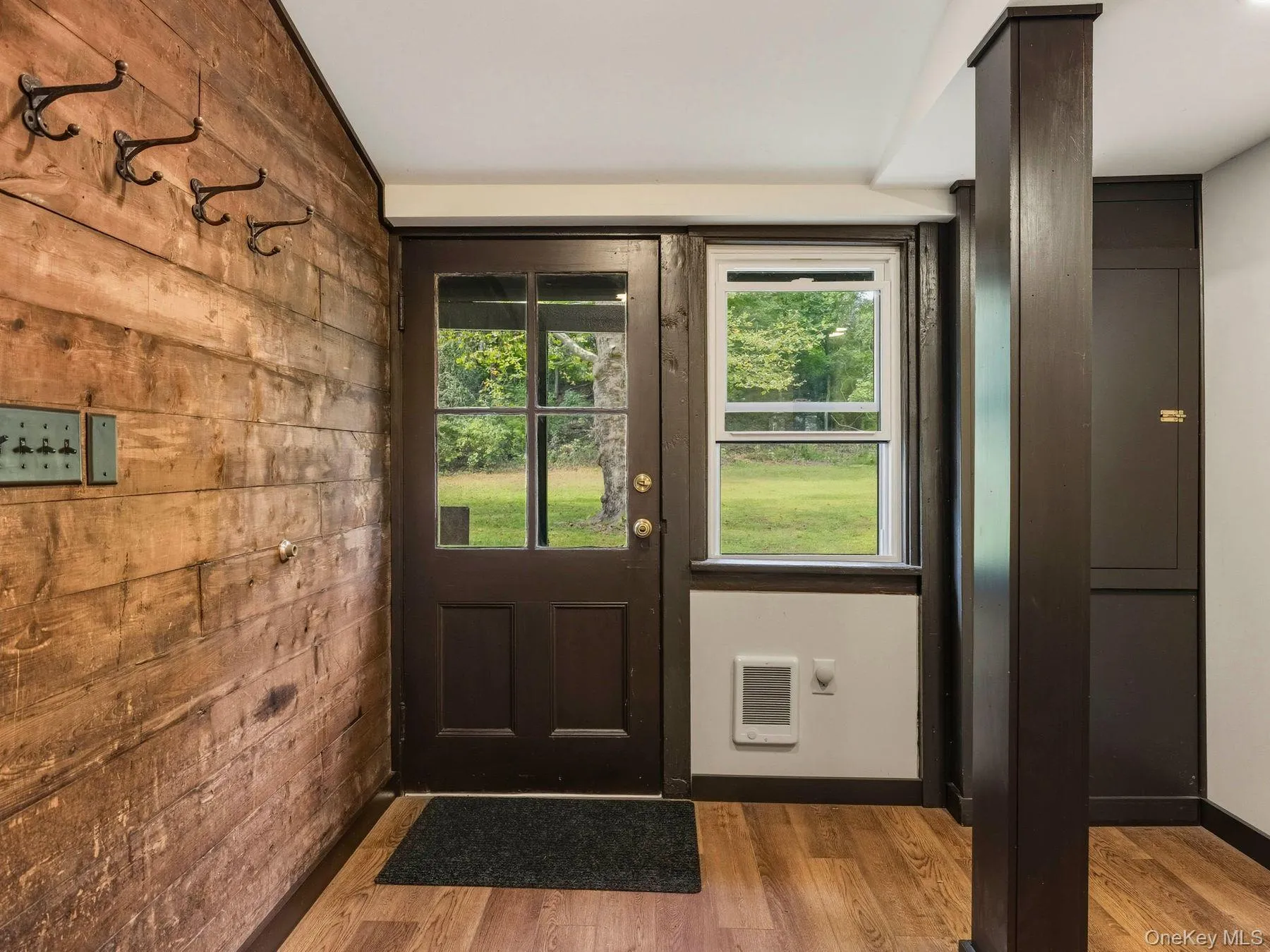 5 Riverby Lane, Esopus, NY, 4 Bedrooms Bedrooms, 11 Rooms Rooms,2 BathroomsBathrooms,Residential Lease,For Rent,Riverby,0,979946 5 Riverby Lane, Esopus, NY, 4 Bedrooms Bedrooms, 11 Rooms Rooms,2 BathroomsBathrooms,Residential Lease,For Rent,Riverby,0,979946