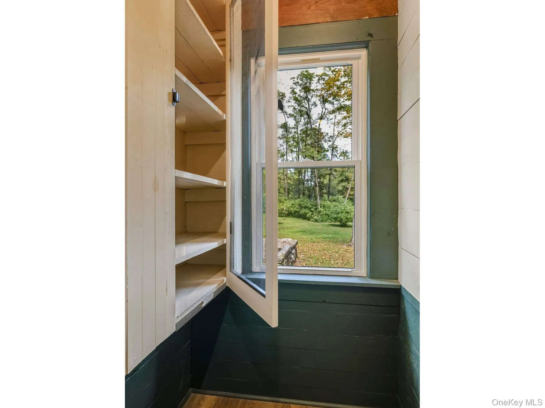 5 Riverby Lane, Esopus, NY, 4 Bedrooms Bedrooms, 11 Rooms Rooms,2 BathroomsBathrooms,Residential Lease,For Rent,Riverby,0,979946 5 Riverby Lane, Esopus, NY, 4 Bedrooms Bedrooms, 11 Rooms Rooms,2 BathroomsBathrooms,Residential Lease,For Rent,Riverby,0,979946