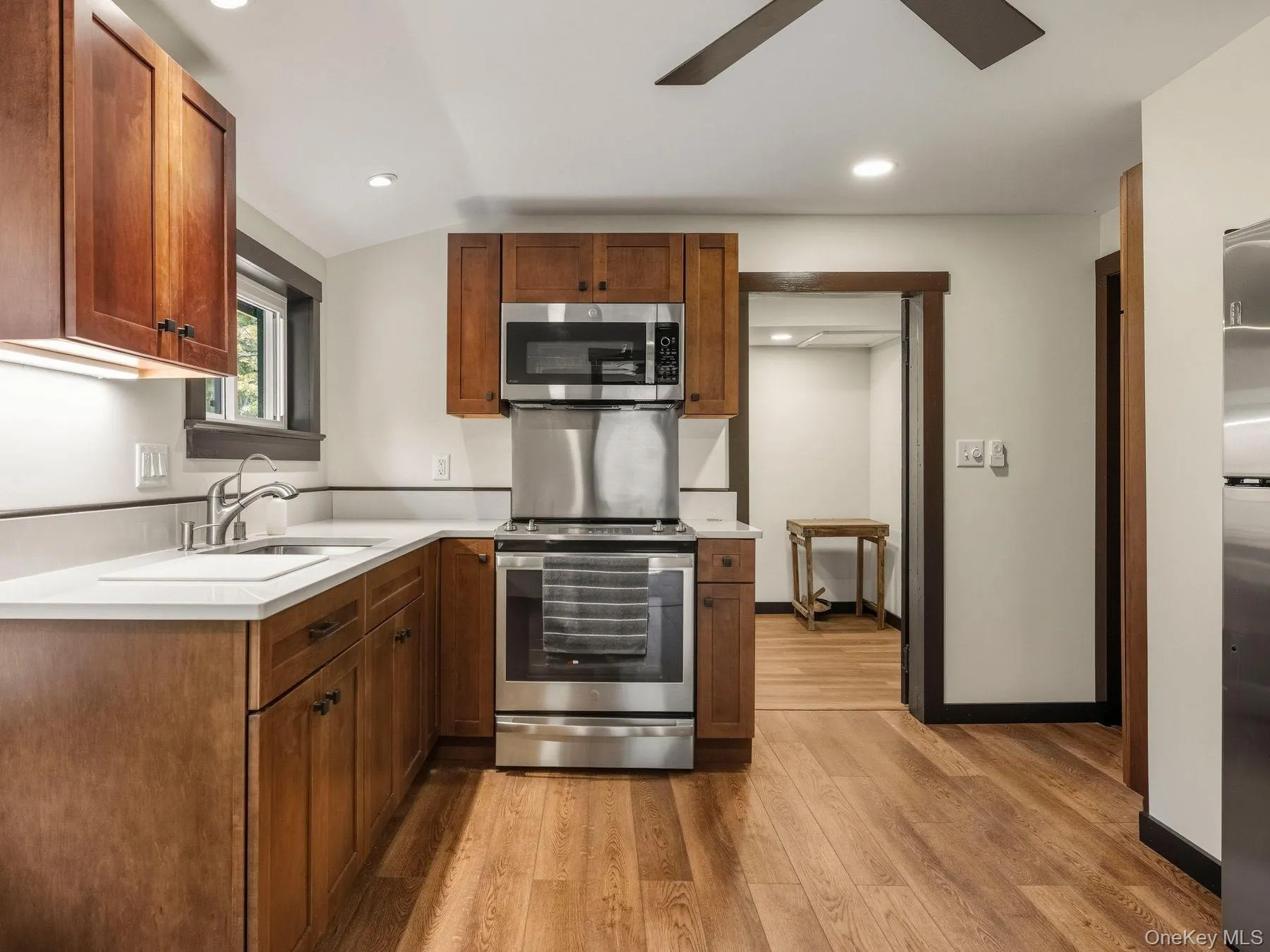 5 Riverby Lane, Esopus, NY, 4 Bedrooms Bedrooms, 11 Rooms Rooms,2 BathroomsBathrooms,Residential Lease,For Rent,Riverby,0,979946 5 Riverby Lane, Esopus, NY, 4 Bedrooms Bedrooms, 11 Rooms Rooms,2 BathroomsBathrooms,Residential Lease,For Rent,Riverby,0,979946