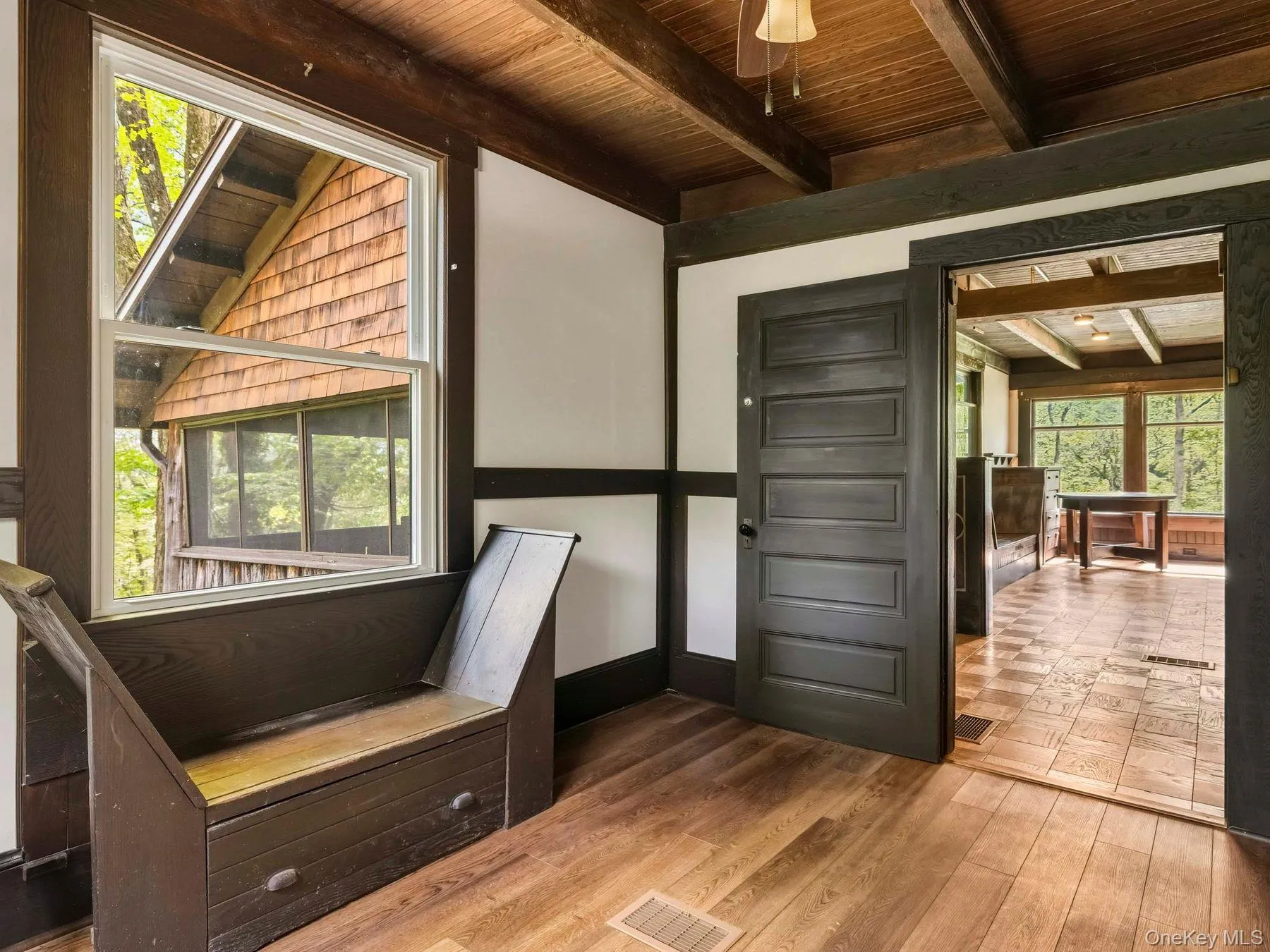 5 Riverby Lane, Esopus, NY, 4 Bedrooms Bedrooms, 11 Rooms Rooms,2 BathroomsBathrooms,Residential Lease,For Rent,Riverby,0,979946 5 Riverby Lane, Esopus, NY, 4 Bedrooms Bedrooms, 11 Rooms Rooms,2 BathroomsBathrooms,Residential Lease,For Rent,Riverby,0,979946
