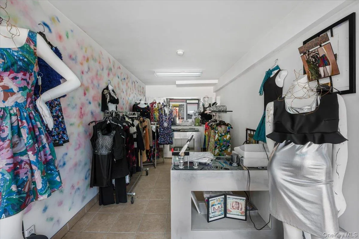 683 Bushwick Avenue, New York, NY, ,Commercial Lease,For Rent,Bushwick,0,979952 683 Bushwick Avenue, New York, NY, ,Commercial Lease,For Rent,Bushwick,0,979952