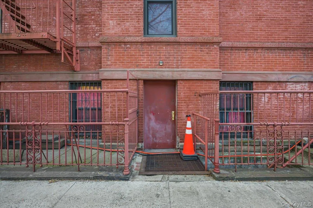 683 Bushwick Avenue, New York, NY, ,Commercial Lease,For Rent,Bushwick,0,979952 683 Bushwick Avenue, New York, NY, ,Commercial Lease,For Rent,Bushwick,0,979952