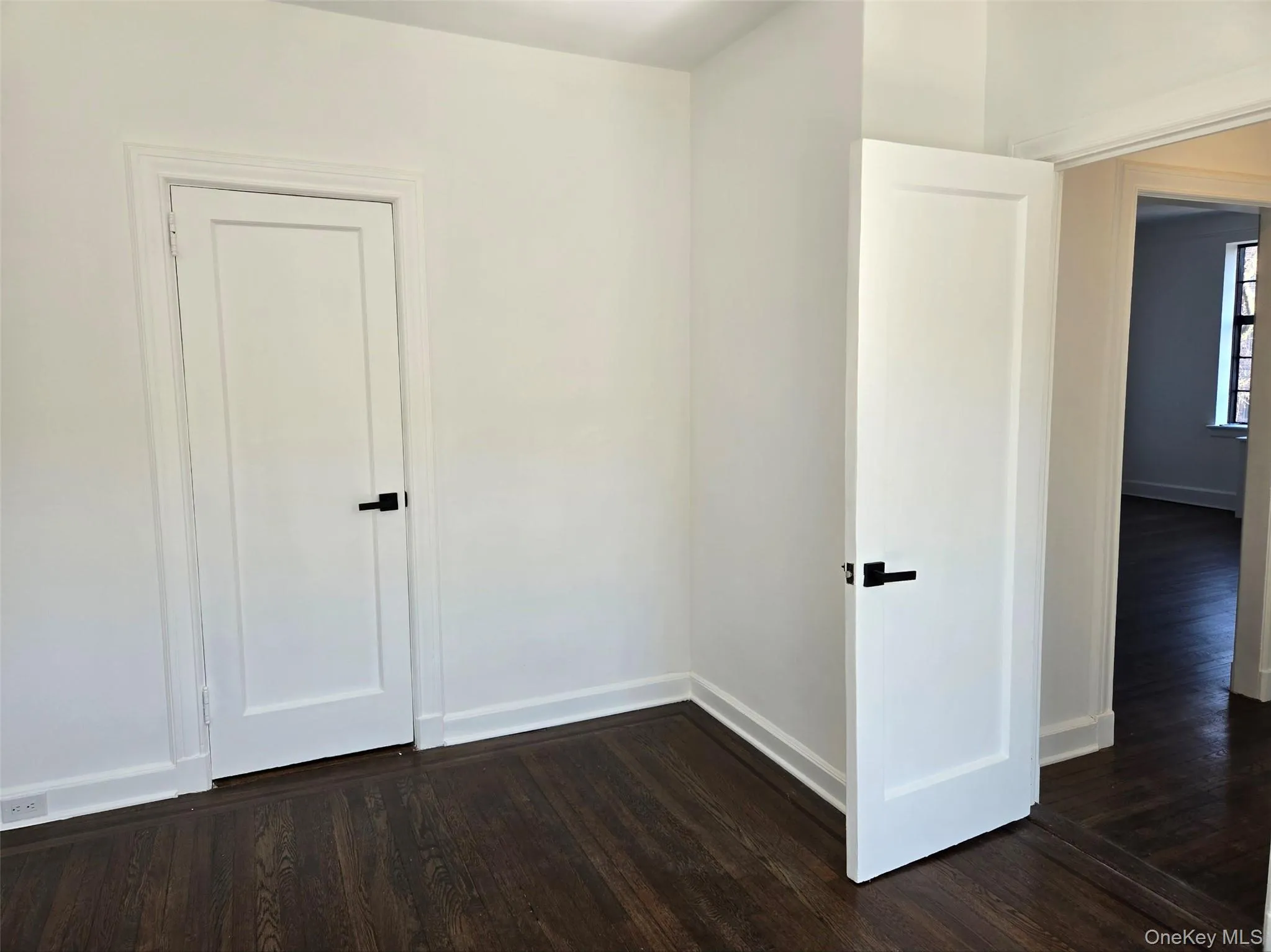 292 Main Street, White Plains, NY, 2 Bedrooms Bedrooms, 5 Rooms Rooms,1 BathroomBathrooms,Residential,For Rent,Main Street,0,979959 292 Main Street, White Plains, NY, 2 Bedrooms Bedrooms, 5 Rooms Rooms,1 BathroomBathrooms,Residential,For Rent,Main Street,0,979959