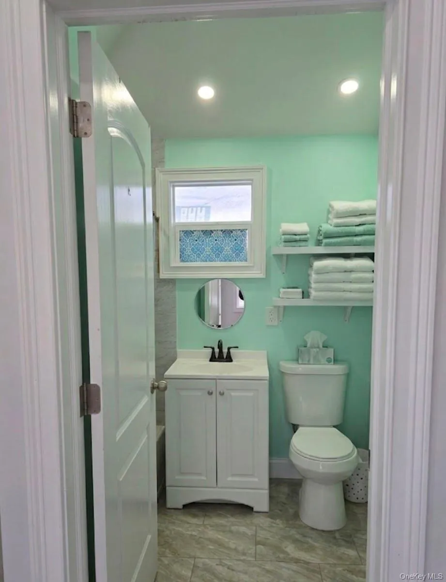 15 Ivy Road, Brookhaven, NY, 4 Bedrooms Bedrooms, 8 Rooms Rooms,2 BathroomsBathrooms,Residential Sale,For Rent,Ivy,0,979960 15 Ivy Road, Brookhaven, NY, 4 Bedrooms Bedrooms, 8 Rooms Rooms,2 BathroomsBathrooms,Residential Sale,For Rent,Ivy,0,979960