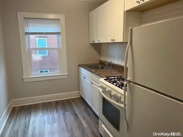 50 The Crescent, Babylon, NY, 2 Bedrooms Bedrooms, 4 Rooms Rooms,1 BathroomBathrooms,Residential Lease,For Rent,The Crescent,0,979961 50 The Crescent, Babylon, NY, 2 Bedrooms Bedrooms, 4 Rooms Rooms,1 BathroomBathrooms,Residential Lease,For Rent,The Crescent,0,979961