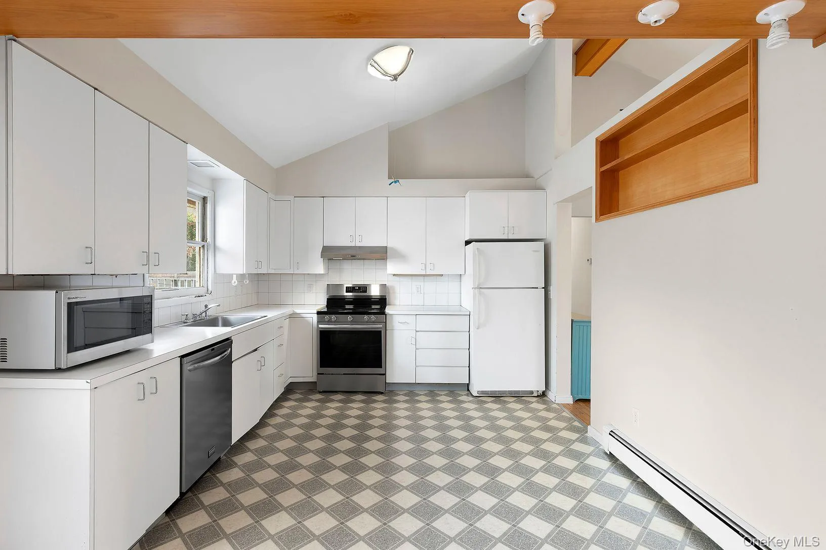 3 Chapel Lane, East Hampton, NY, 3 Bedrooms Bedrooms, 6 Rooms Rooms,3 BathroomsBathrooms,Residential,For Rent,Chapel,0,979963 3 Chapel Lane, East Hampton, NY, 3 Bedrooms Bedrooms, 6 Rooms Rooms,3 BathroomsBathrooms,Residential,For Rent,Chapel,0,979963