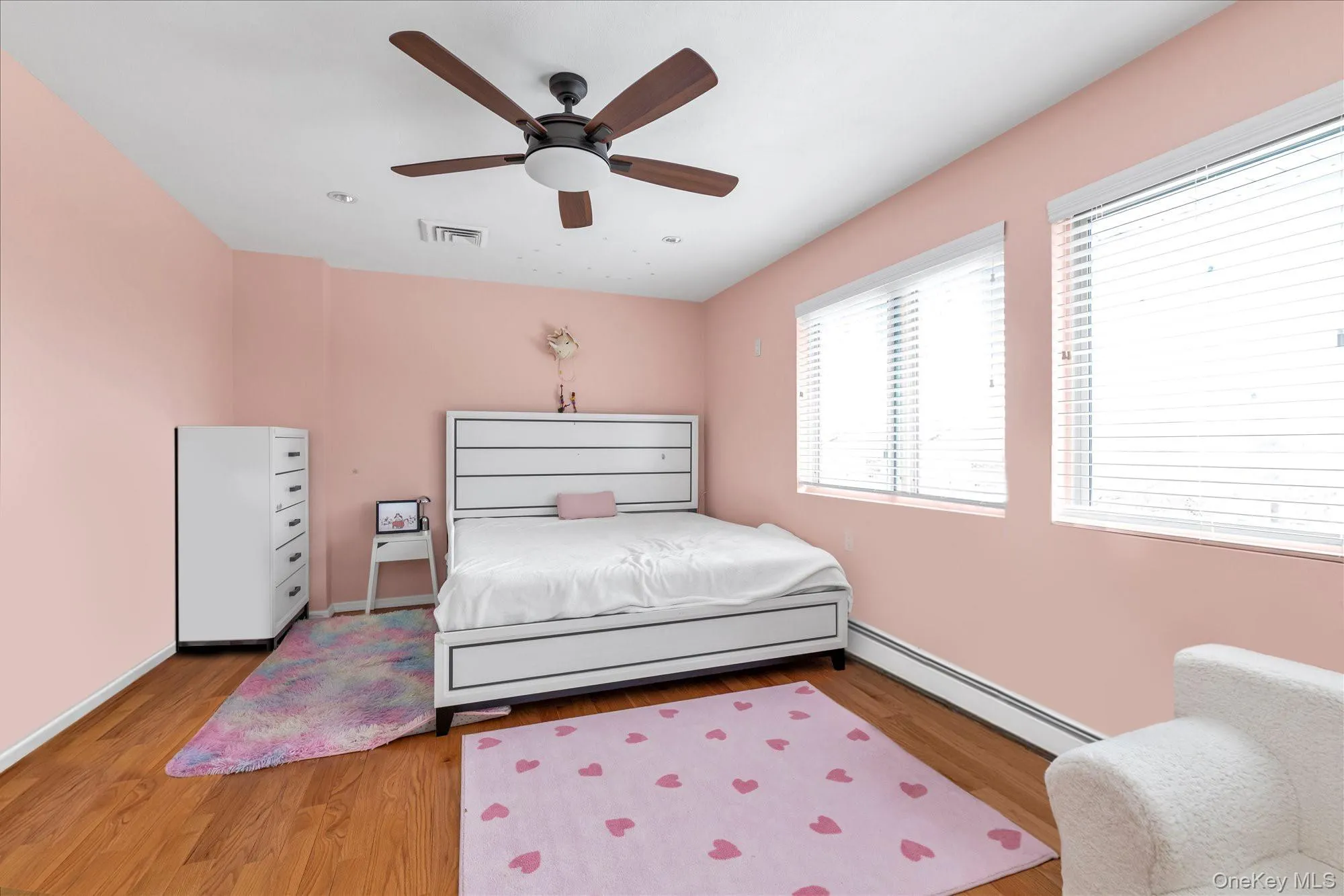 8 Branding Iron Lane, Glen Cove, NY, 4 Bedrooms Bedrooms, 7 Rooms Rooms,2 BathroomsBathrooms,Residential Lease,For Rent,Branding Iron,0,979997 8 Branding Iron Lane, Glen Cove, NY, 4 Bedrooms Bedrooms, 7 Rooms Rooms,2 BathroomsBathrooms,Residential Lease,For Rent,Branding Iron,0,979997