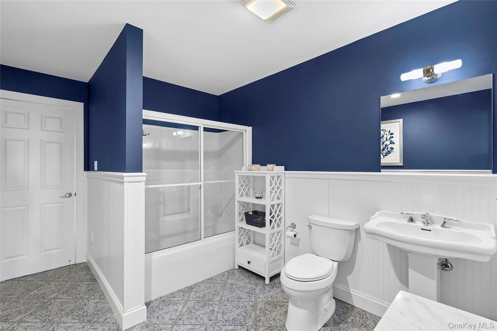 Second Floor En-suite Bedroom #7 Full Bath Second Floor En-suite Bedroom #7 Full Bath