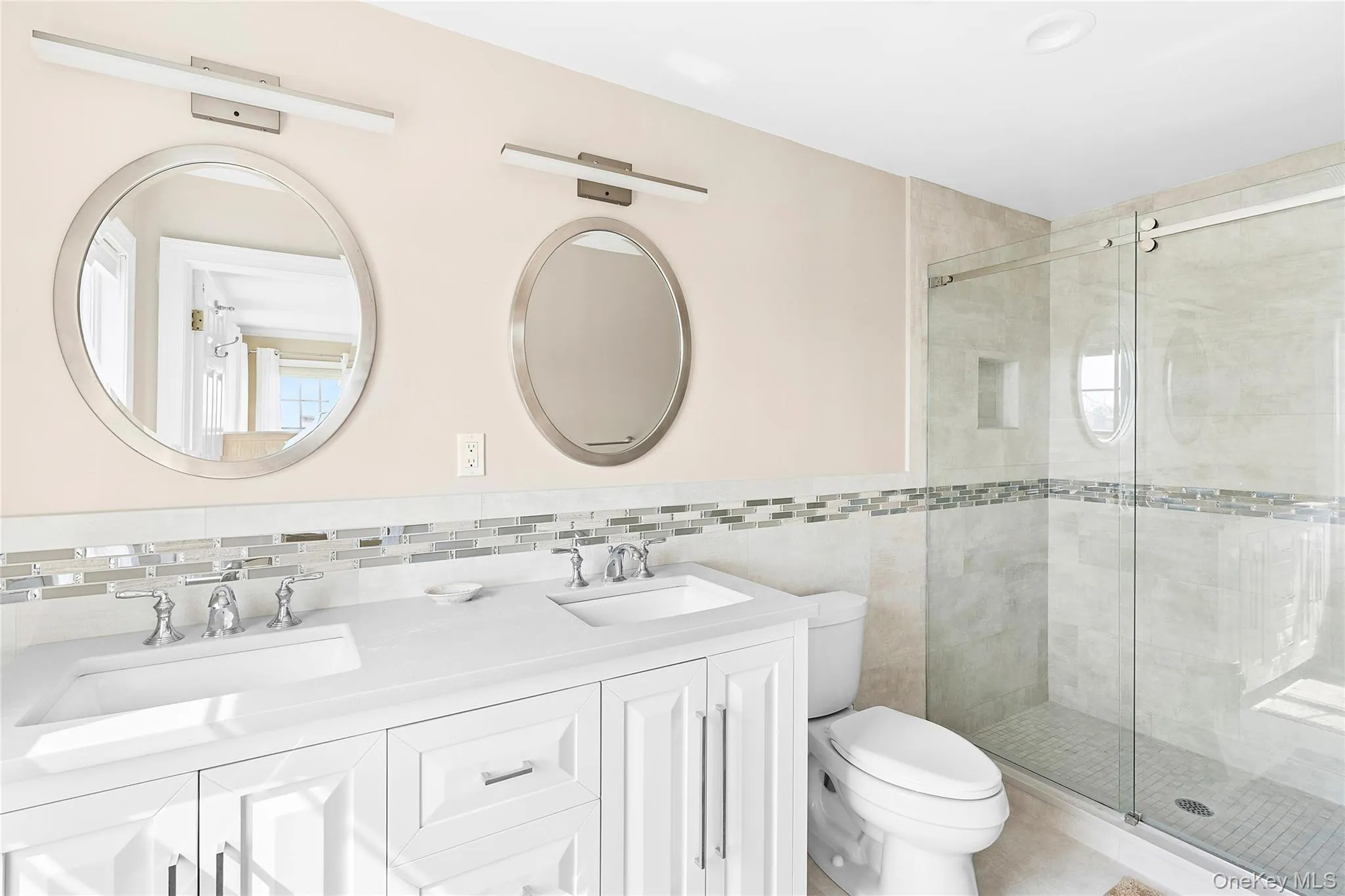 Second Floor Owner's Suite Bath Second Floor Owner's Suite Bath