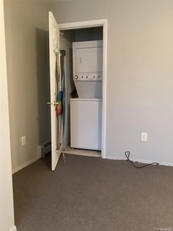 5 Evelyn Road, Brookhaven, NY, 1 Bedroom Bedrooms, 3 Rooms Rooms,1 BathroomBathrooms,Residential Lease,For Rent,Evelyn,0,980001 5 Evelyn Road, Brookhaven, NY, 1 Bedroom Bedrooms, 3 Rooms Rooms,1 BathroomBathrooms,Residential Lease,For Rent,Evelyn,0,980001