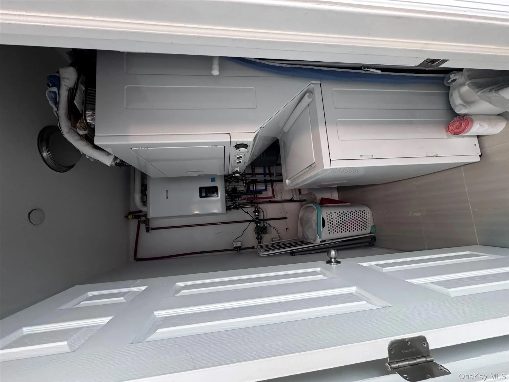 45 Kildare Road, Hempstead, NY, 3 Bedrooms Bedrooms, 8 Rooms Rooms,3 BathroomsBathrooms,Residential Lease,For Rent,Kildare,0,980006 45 Kildare Road, Hempstead, NY, 3 Bedrooms Bedrooms, 8 Rooms Rooms,3 BathroomsBathrooms,Residential Lease,For Rent,Kildare,0,980006