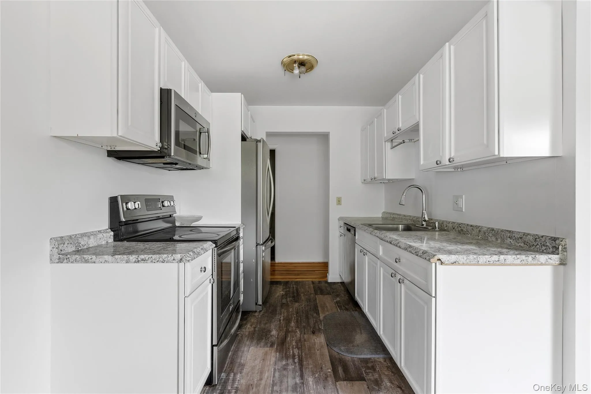 2 Woods End Circle, Peekskill, NY, 2 Bedrooms Bedrooms, 4 Rooms Rooms,1 BathroomBathrooms,Residential,For Rent,Woods End,0,980007 2 Woods End Circle, Peekskill, NY, 2 Bedrooms Bedrooms, 4 Rooms Rooms,1 BathroomBathrooms,Residential,For Rent,Woods End,0,980007