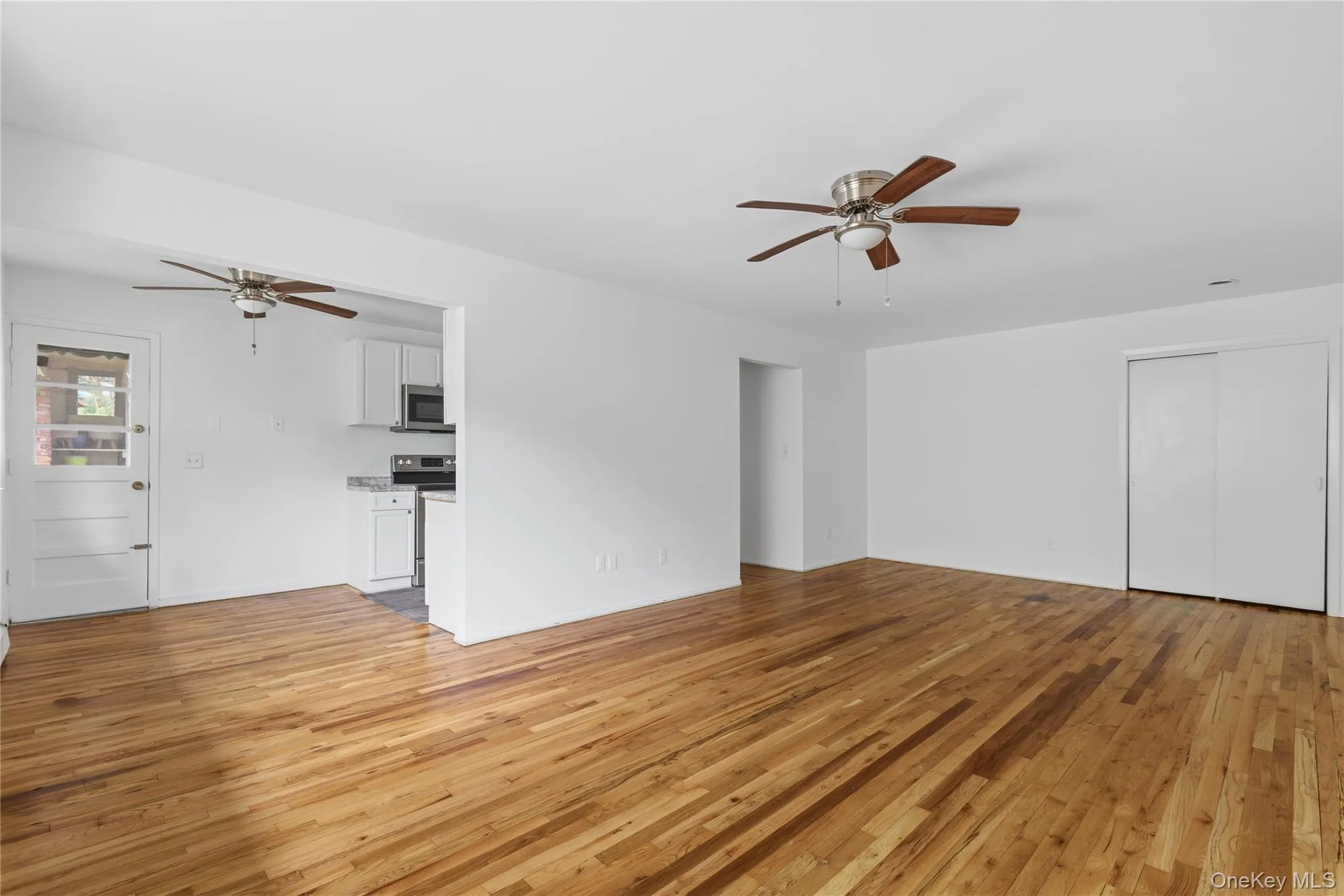 2 Woods End Circle, Peekskill, NY, 2 Bedrooms Bedrooms, 4 Rooms Rooms,1 BathroomBathrooms,Residential,For Rent,Woods End,0,980007 2 Woods End Circle, Peekskill, NY, 2 Bedrooms Bedrooms, 4 Rooms Rooms,1 BathroomBathrooms,Residential,For Rent,Woods End,0,980007