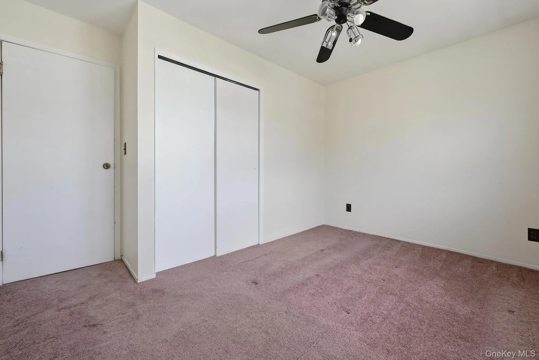 144-10 256th Street, New York, NY, 2 Bedrooms Bedrooms, 4 Rooms Rooms,1 BathroomBathrooms,Residential Lease,For Rent,256th,0,980012 144-10 256th Street, New York, NY, 2 Bedrooms Bedrooms, 4 Rooms Rooms,1 BathroomBathrooms,Residential Lease,For Rent,256th,0,980012