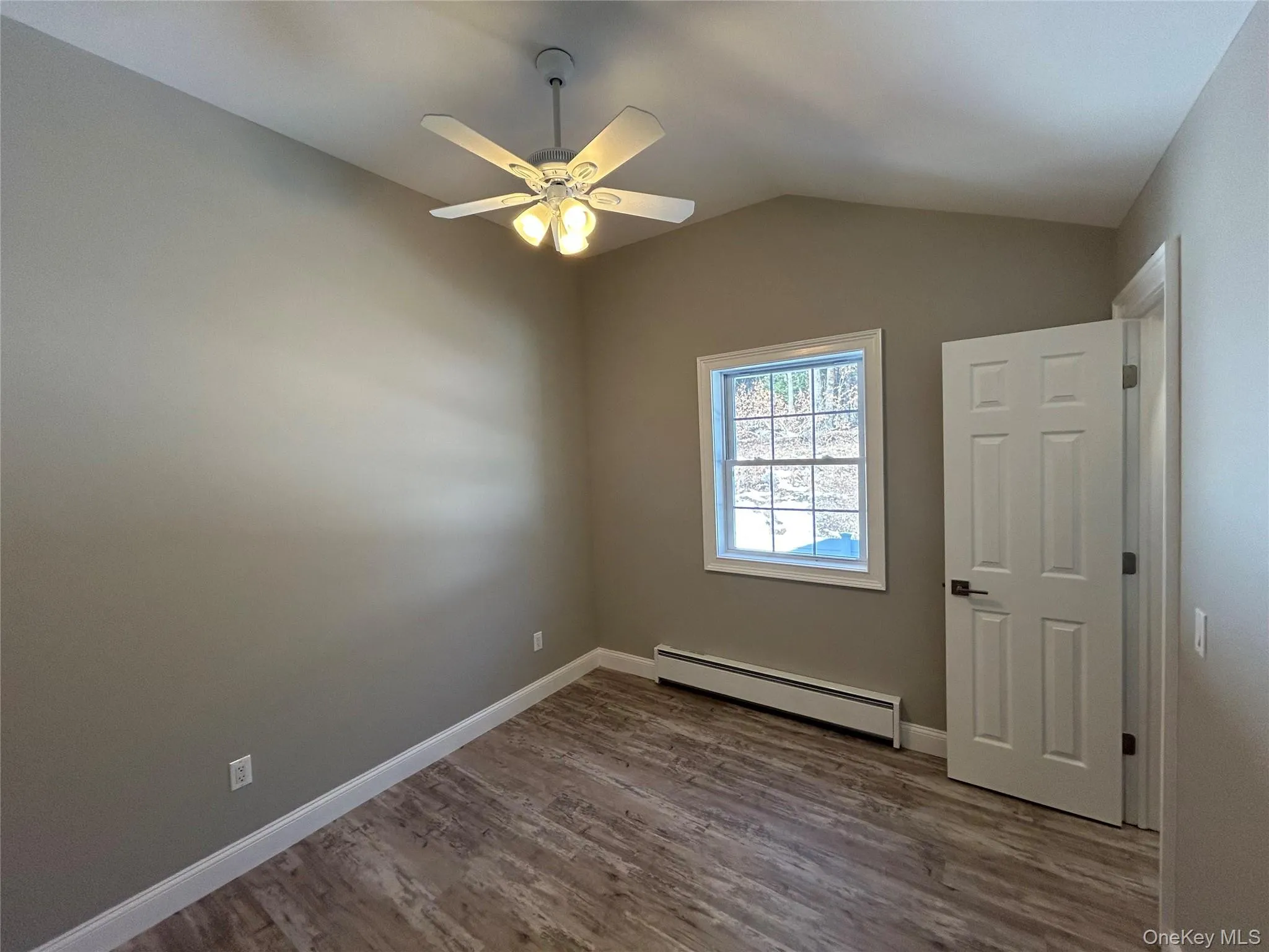 135 Gale Road, Bethel, NY, 3 Bedrooms Bedrooms, 4 Rooms Rooms,1 BathroomBathrooms,Residential Lease,For Rent,Gale,0,980027 135 Gale Road, Bethel, NY, 3 Bedrooms Bedrooms, 4 Rooms Rooms,1 BathroomBathrooms,Residential Lease,For Rent,Gale,0,980027