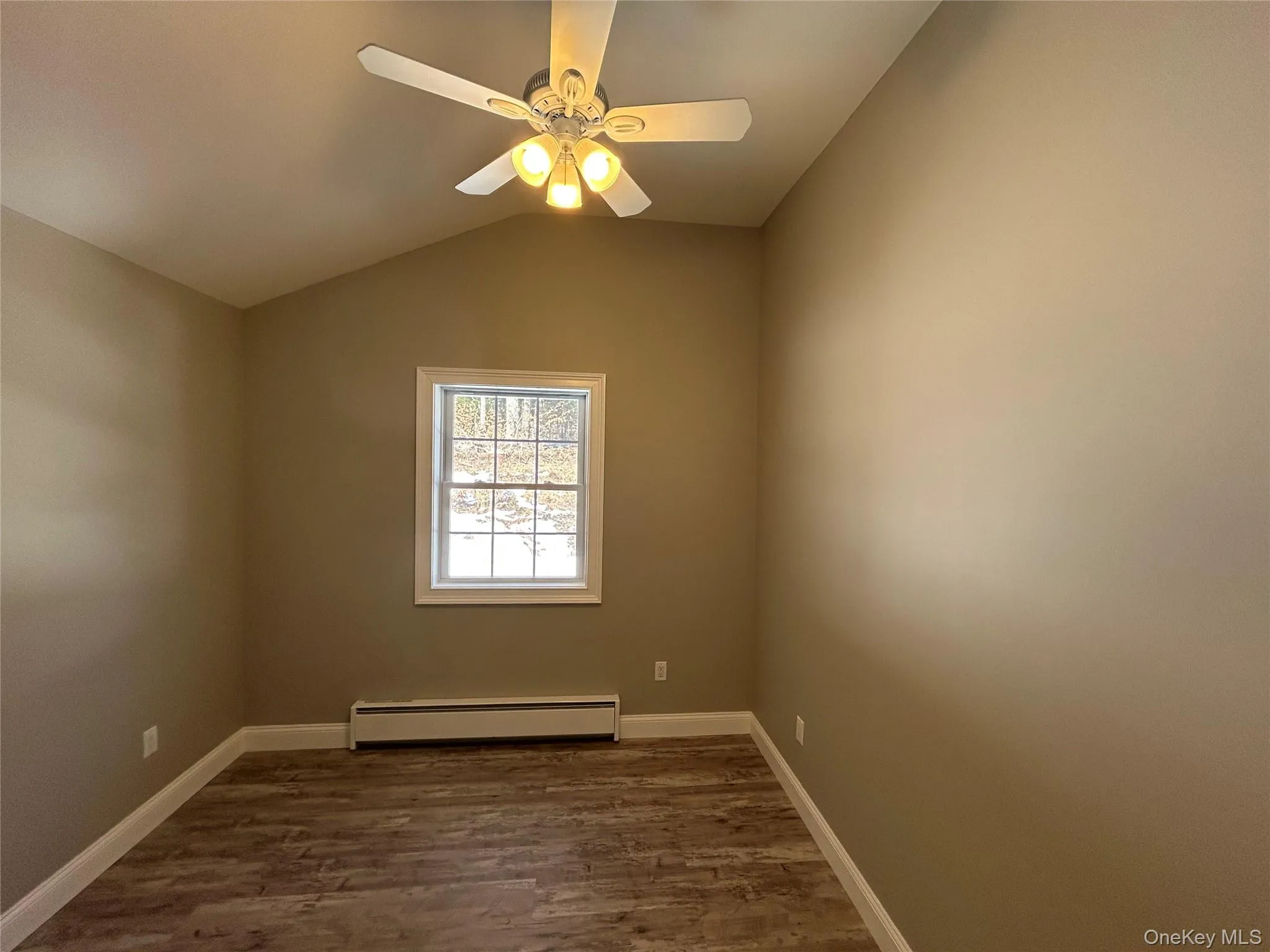 135 Gale Road, Bethel, NY, 3 Bedrooms Bedrooms, 4 Rooms Rooms,1 BathroomBathrooms,Residential Lease,For Rent,Gale,0,980027 135 Gale Road, Bethel, NY, 3 Bedrooms Bedrooms, 4 Rooms Rooms,1 BathroomBathrooms,Residential Lease,For Rent,Gale,0,980027