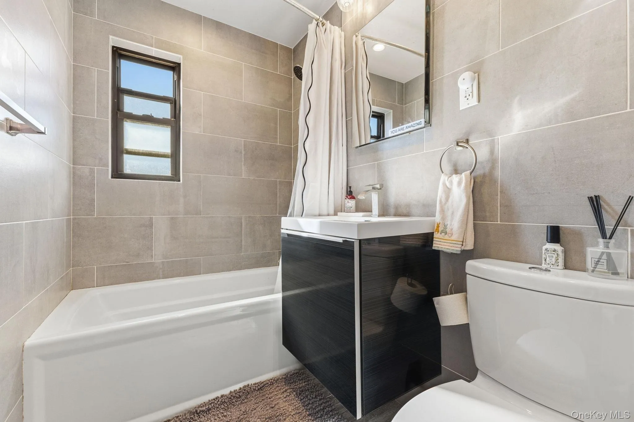 220-76 75th Avenue, New York, NY, 2 Bedrooms Bedrooms, 3 Rooms Rooms,1 BathroomBathrooms,Residential,For Rent,75th,0,980028 220-76 75th Avenue, New York, NY, 2 Bedrooms Bedrooms, 3 Rooms Rooms,1 BathroomBathrooms,Residential,For Rent,75th,0,980028