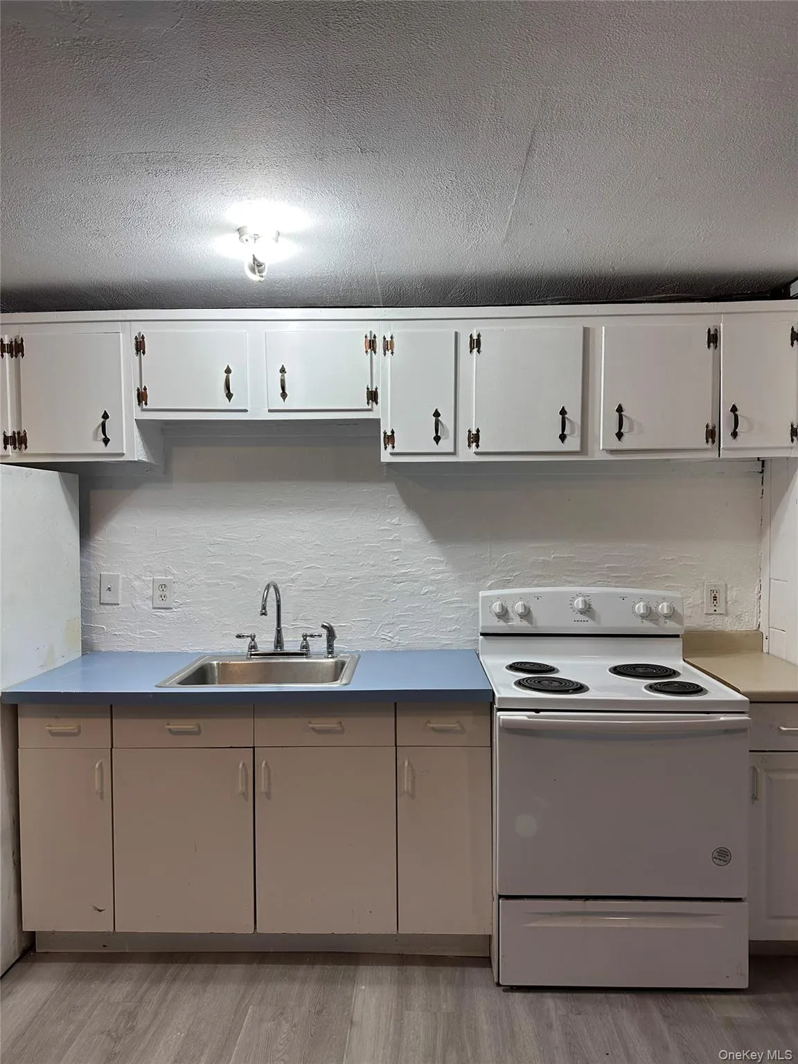 4012 State Route 52, Callicoon, NY, 1 Bedroom Bedrooms, 3 Rooms Rooms,1 BathroomBathrooms,Residential Lease,For Rent,State Route 52,0,980041 4012 State Route 52, Callicoon, NY, 1 Bedroom Bedrooms, 3 Rooms Rooms,1 BathroomBathrooms,Residential Lease,For Rent,State Route 52,0,980041